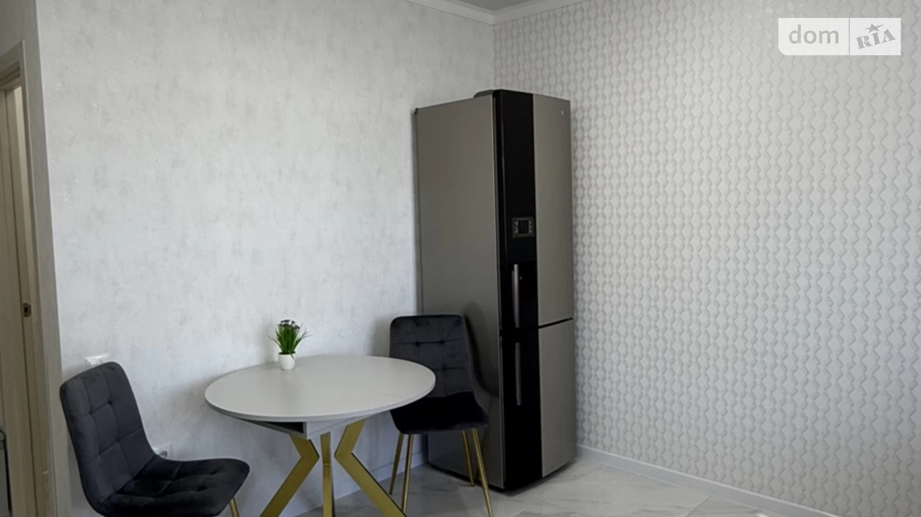 Продается 1-комнатная квартира 42 кв. м в Лиманке, ул. Жемчужная, 8 - фото 4