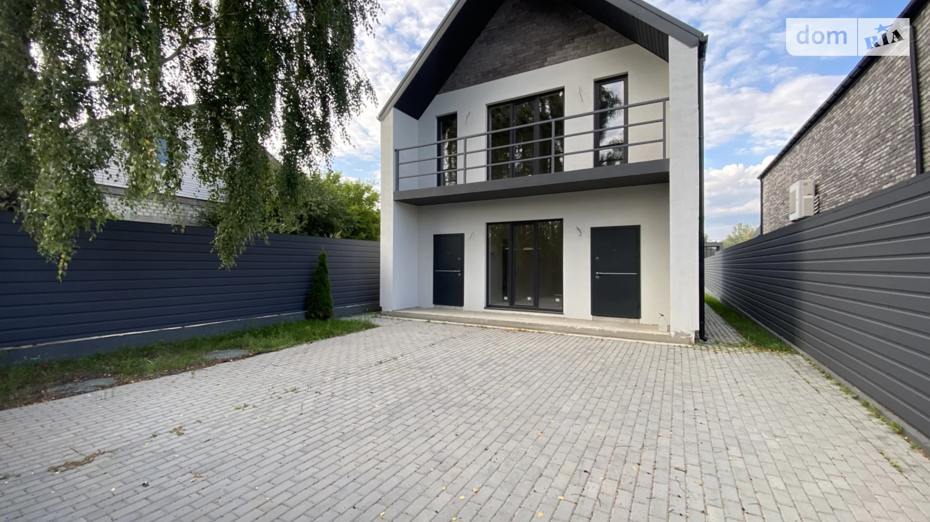 Продается дом на 2 этажа 185 кв. м с террасой, цена: 219000 $ - фото 2