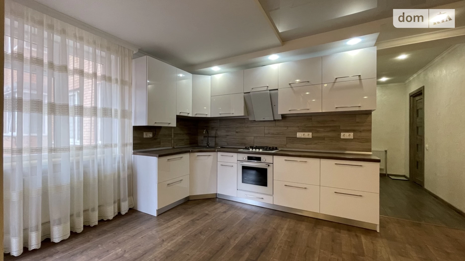 4-комнатная квартира 90 кв. м в Тернополе, ул. Троллейбусная, 9Б - фото 2