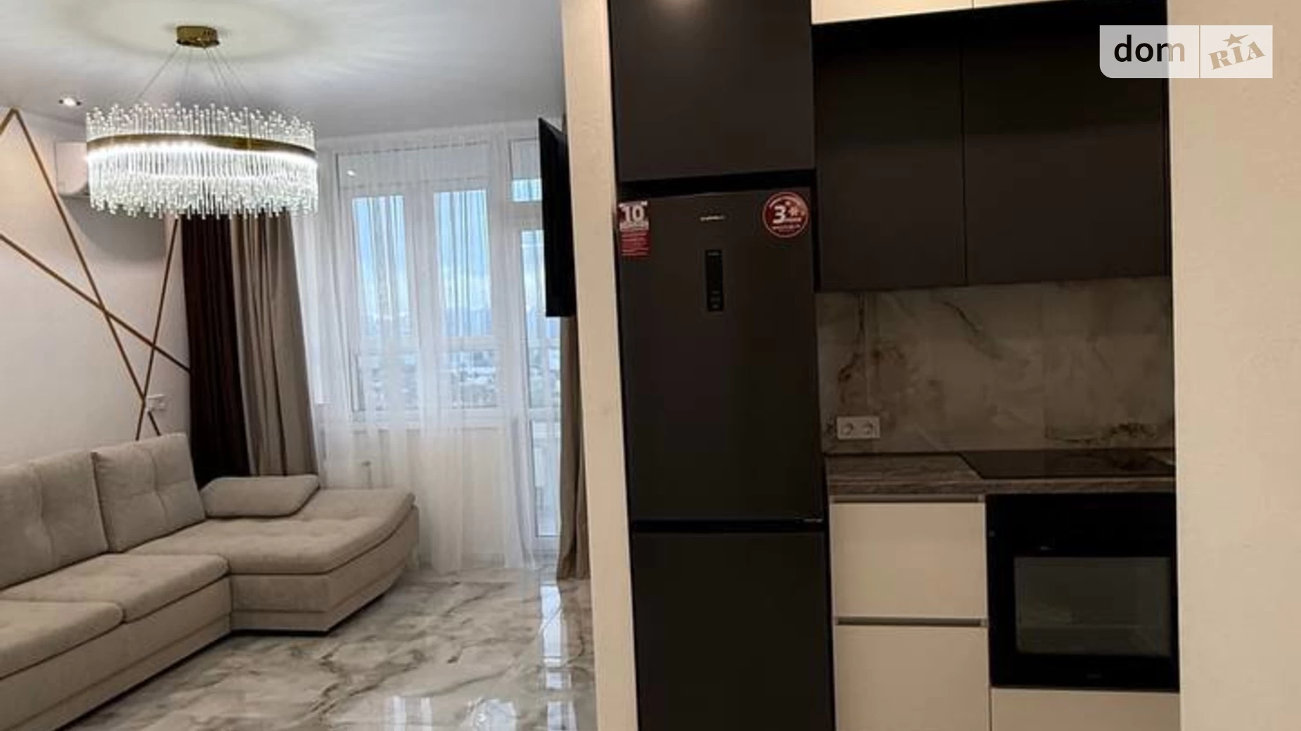 Продается 1-комнатная квартира 42 кв. м в Одессе, ул. Ивана Франко, 40 корпус 1 - фото 3