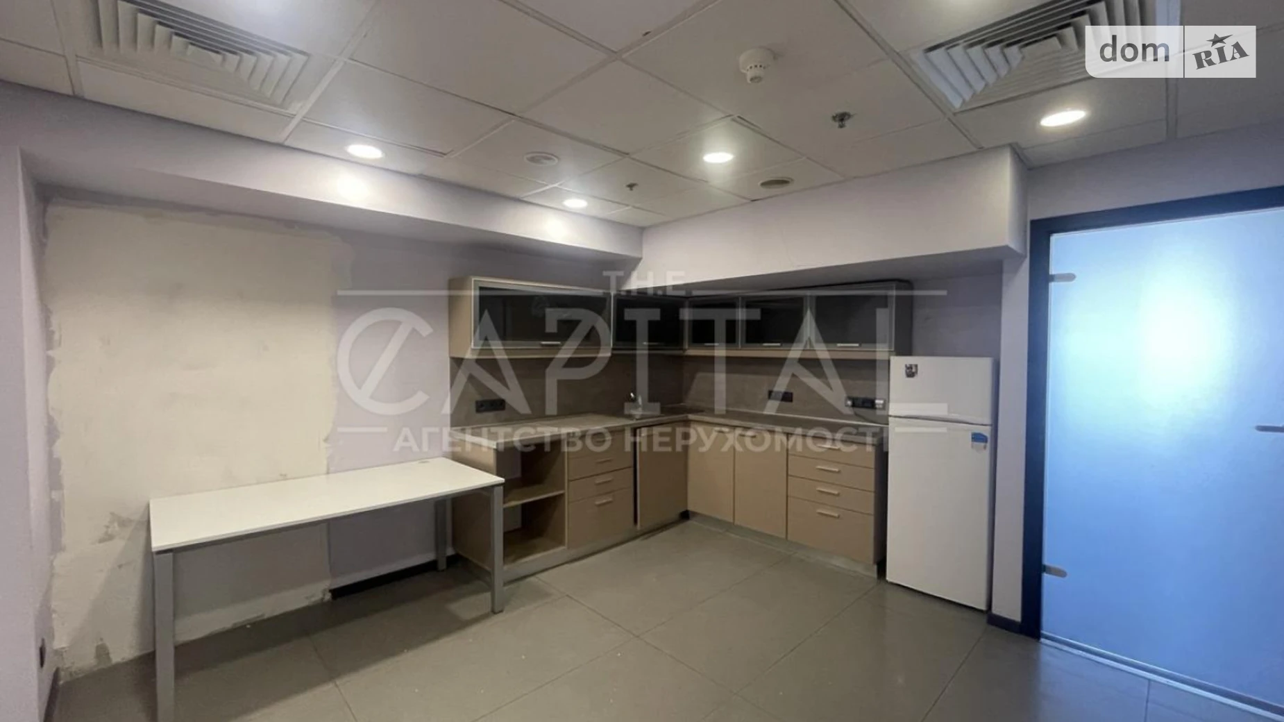 Здається в оренду офіс 206 кв. м в бізнес-центрі, цена: 5910 $ - фото 3