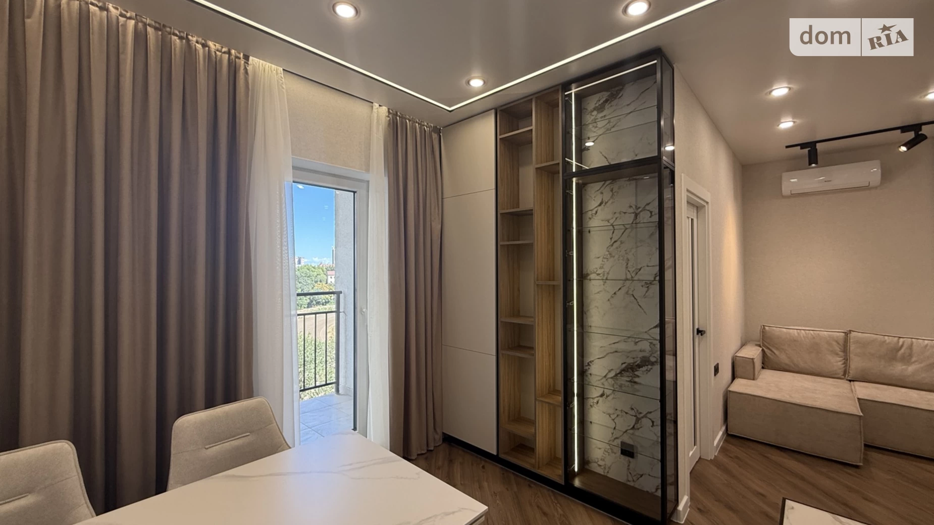 Продается 1-комнатная квартира 43 кв. м в Одессе, ул. Краснова, 3 корпус 66 - фото 3