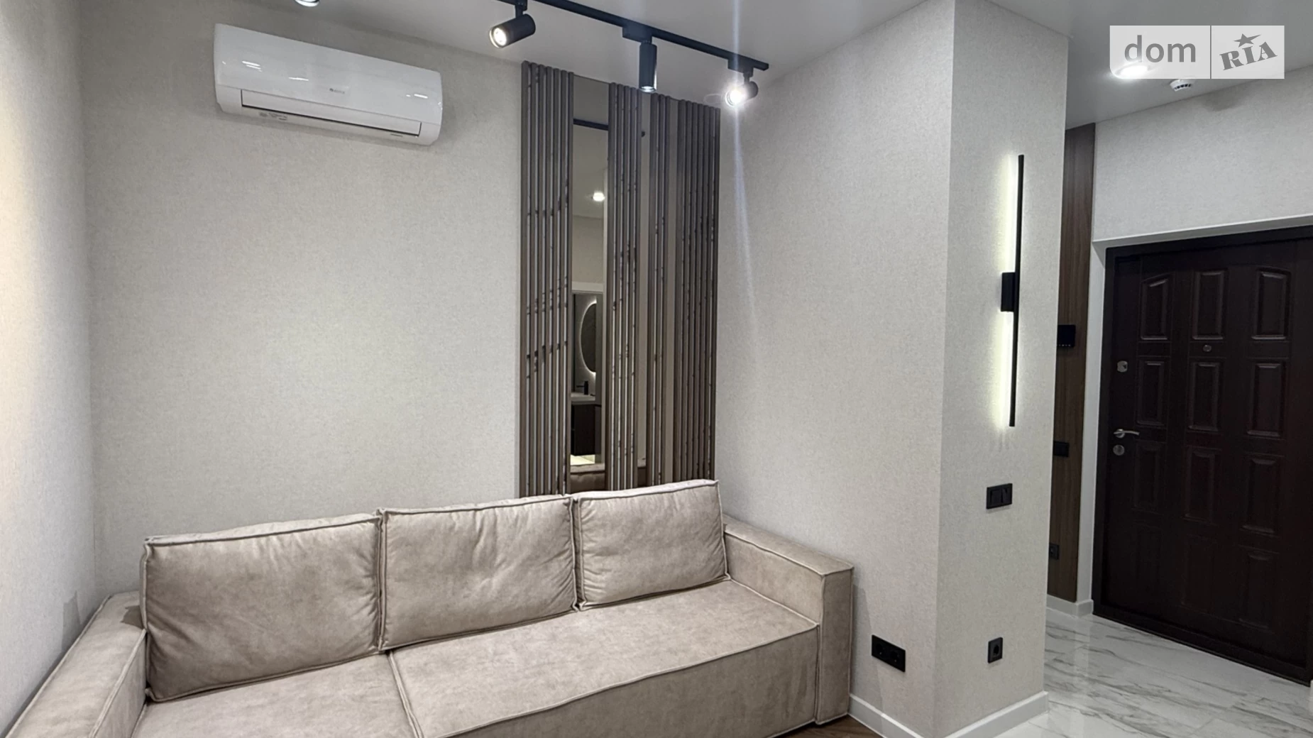 Продается 1-комнатная квартира 43 кв. м в Одессе, ул. Краснова, 3 корпус 66 - фото 4