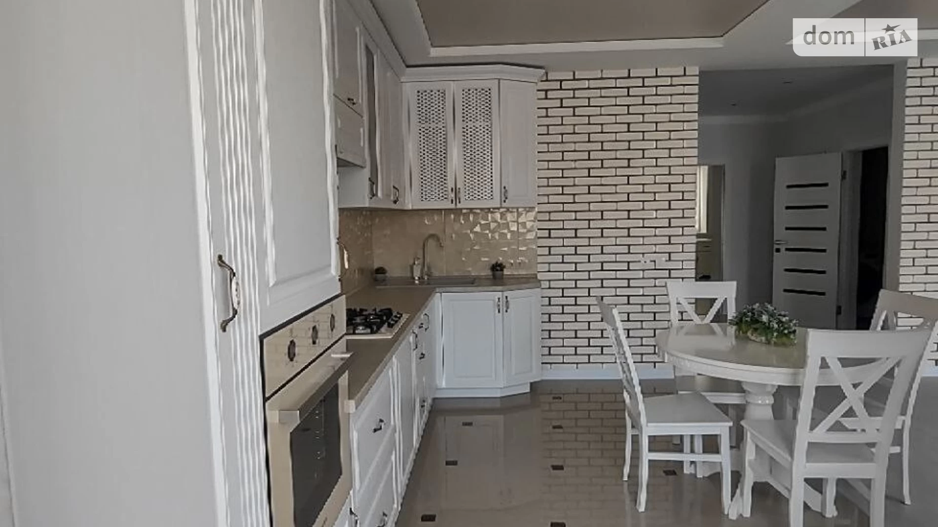 Продается 2-комнатная квартира 69.6 кв. м в Одессе, ул. Академика Сахарова, 16А - фото 3