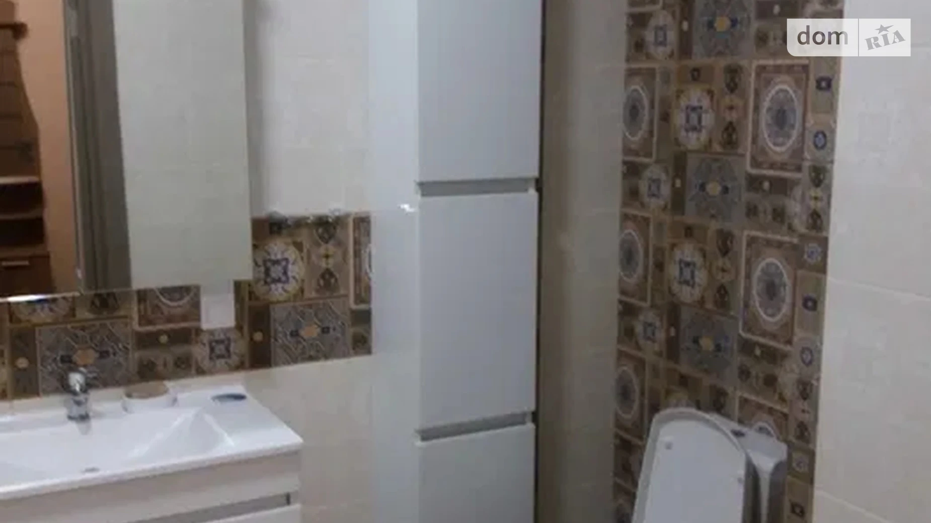 Продается 1-комнатная квартира 50 кв. м в Киеве, ул. Драгоманова, 2А - фото 5