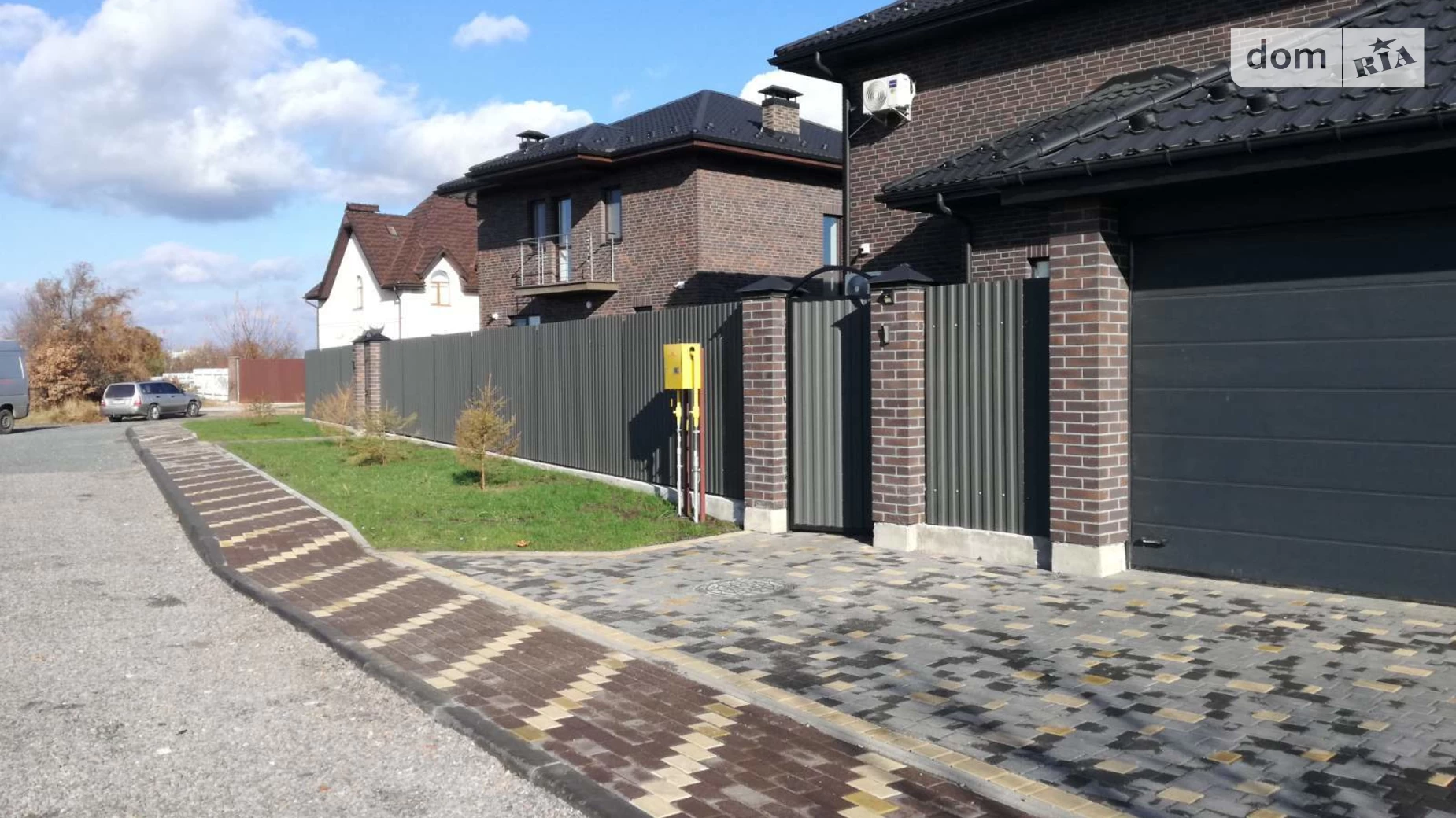 Сдается в аренду дом на 2 этажа 140 кв. м с садом, цена: 1650 $ - фото 2