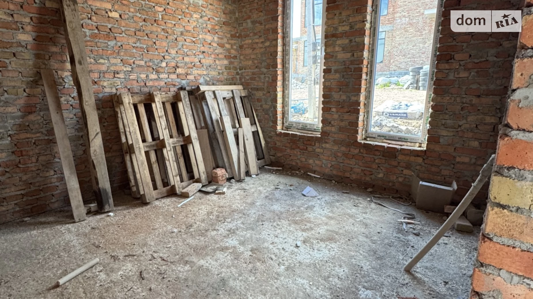 Продается одноэтажный дом 90 кв. м с бассейном, цена: 75000 $ - фото 4