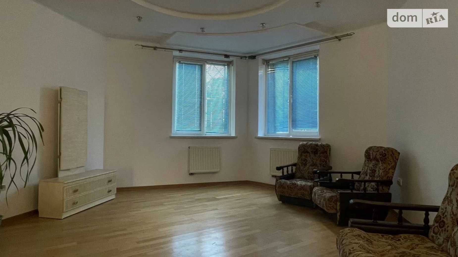 Продается 3-комнатная квартира 85.9 кв. м в Львове, ул. Кавалеридзе Ивана - фото 2