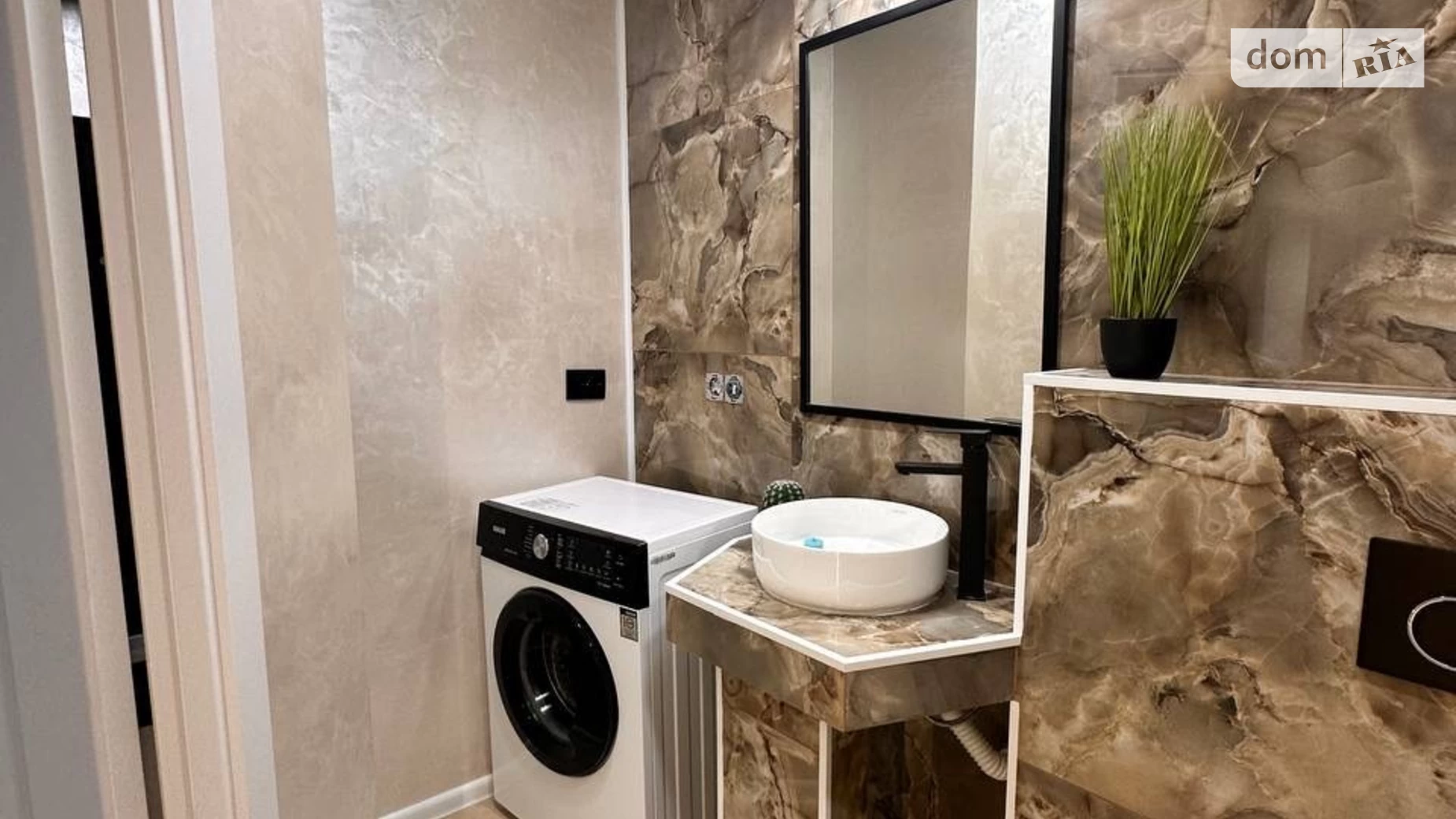 2-комнатная квартира 64 кв. м в Тернополе, ул. Смакулы, 8 - фото 2