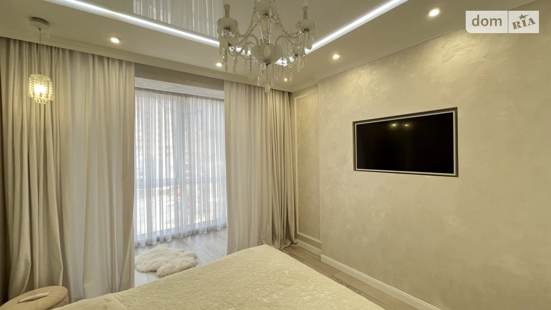 Продается 2-комнатная квартира 81.6 кв. м в Хмельницком, ул. Сечевых Стрельцов, 2/2 - фото 2