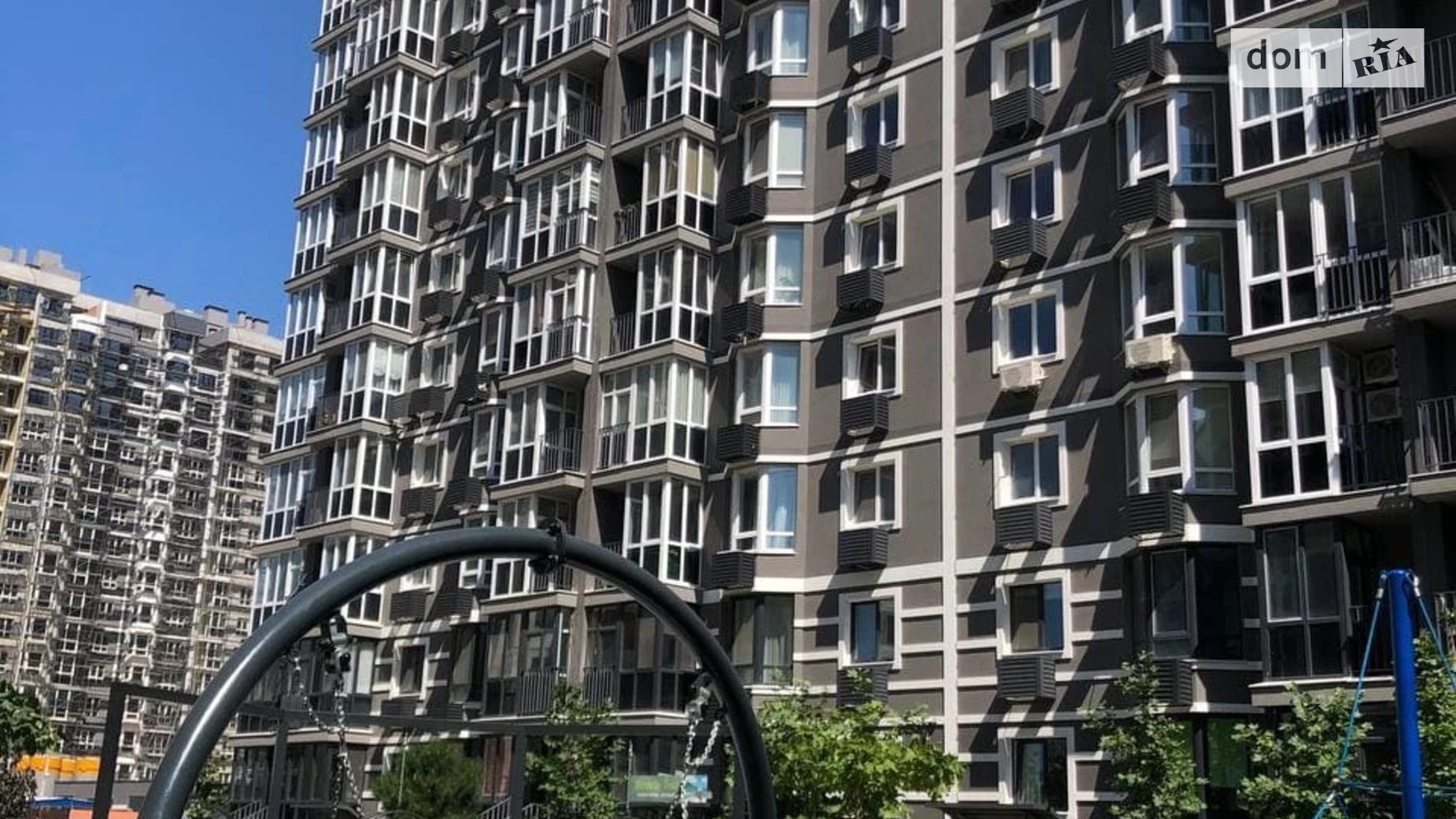 Продается 1-комнатная квартира 43.6 кв. м в Буче, бул. Леонида Бирюкова, 2А - фото 3