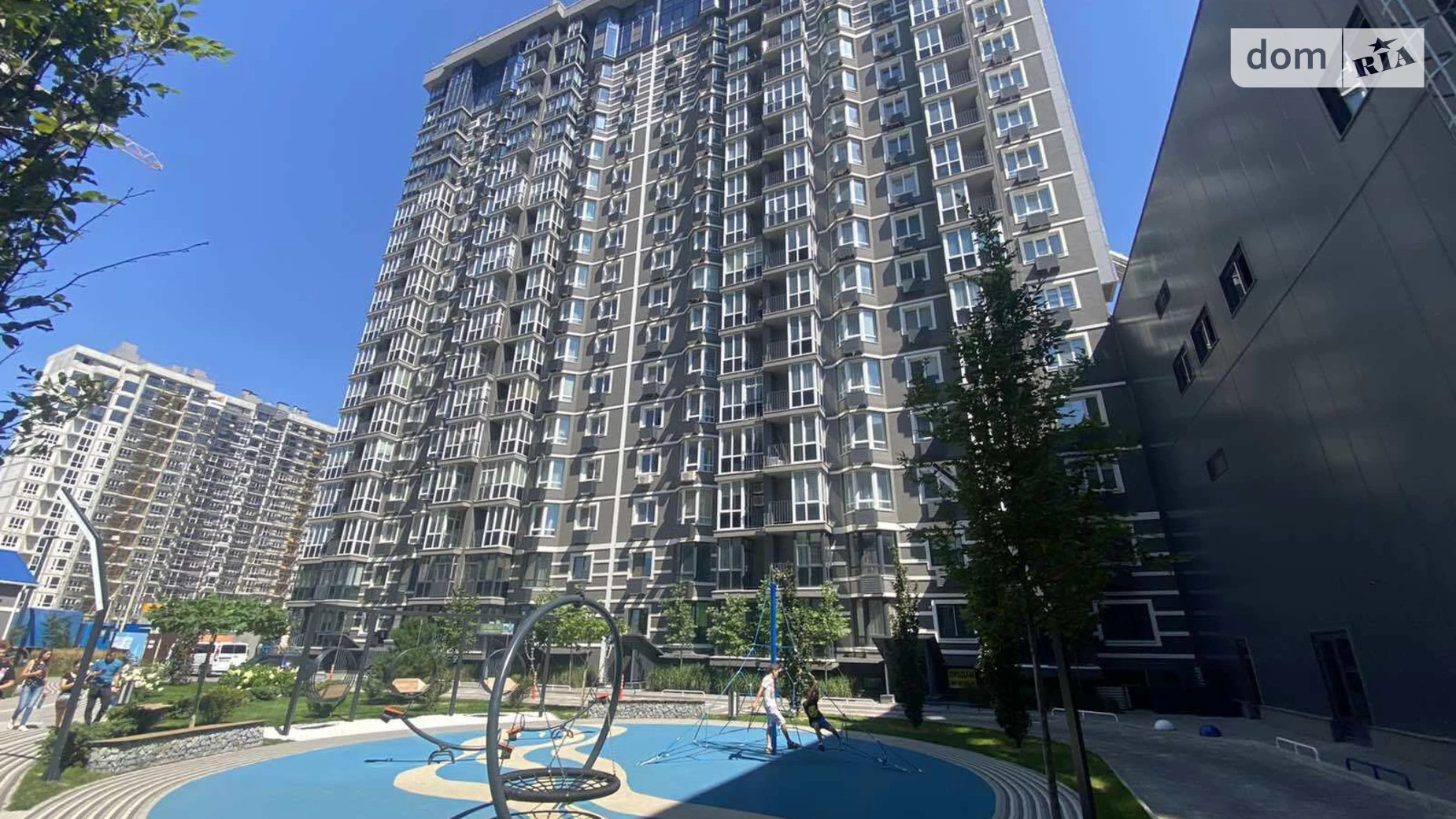 Продается 1-комнатная квартира 43.6 кв. м в Буче, бул. Леонида Бирюкова, 2А - фото 2