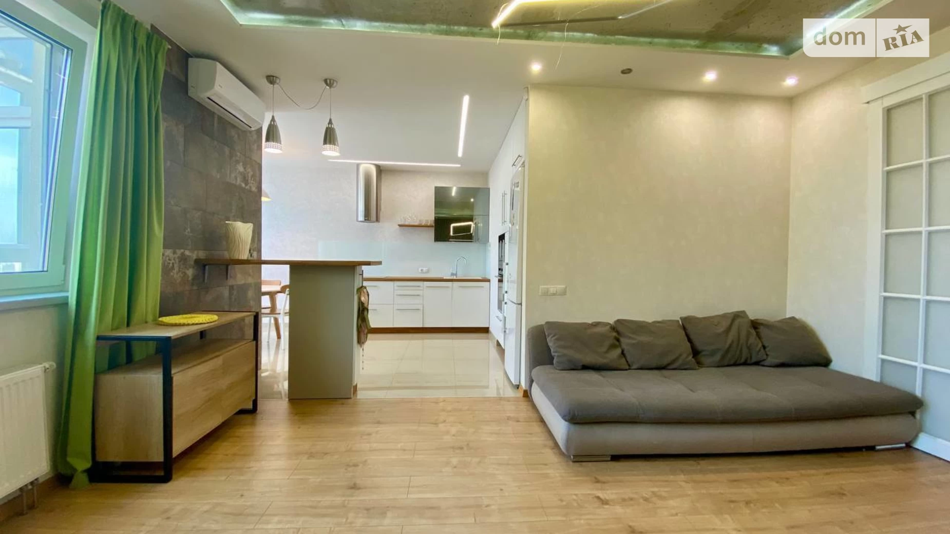 Продается 3-комнатная квартира 99 кв. м в Киеве, ул. Юрия Поправки(Николая Лебедева), 4/39А - фото 3