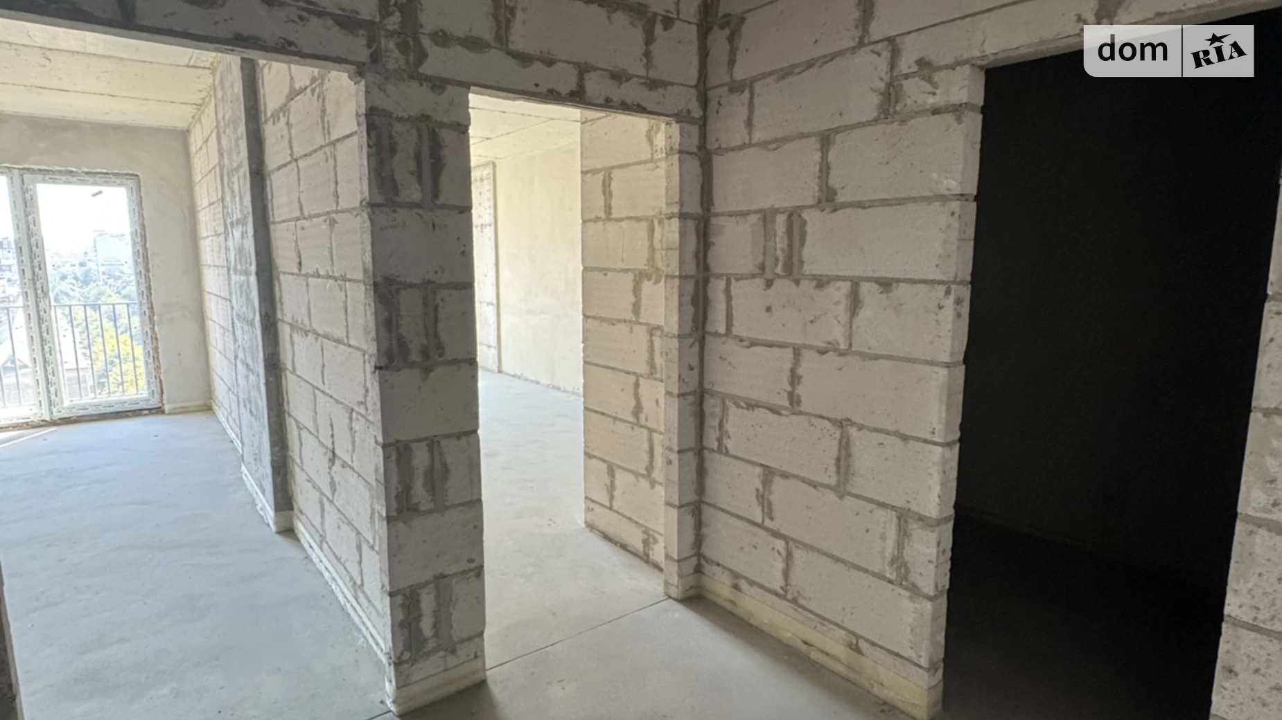 Продается 1-комнатная квартира 47.8 кв. м в Ивано-Франковске, ул. Ленкавского, 2 - фото 3