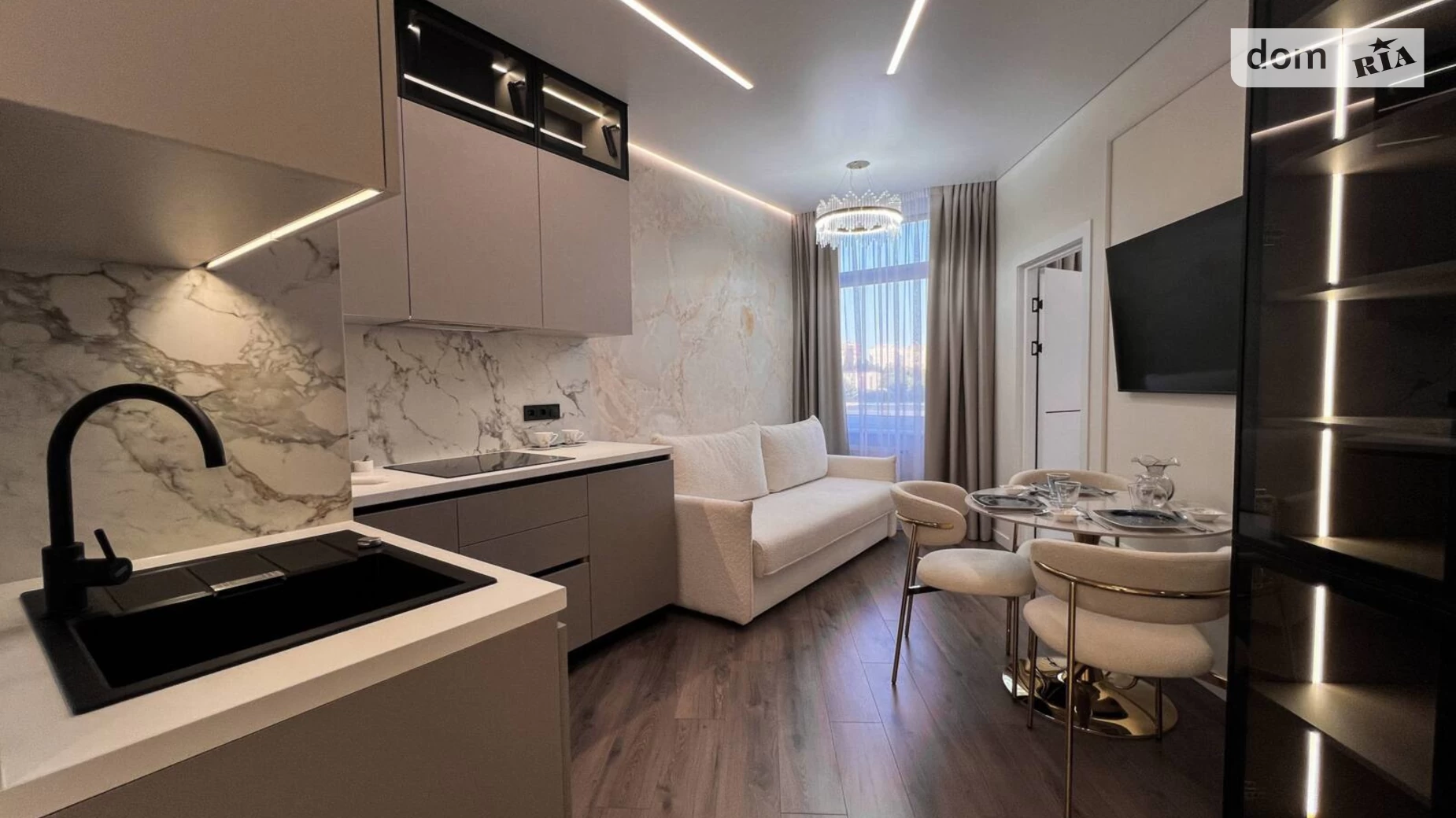 Продается 2-комнатная квартира 67 кв. м в Одессе, ул. Краснова - фото 2