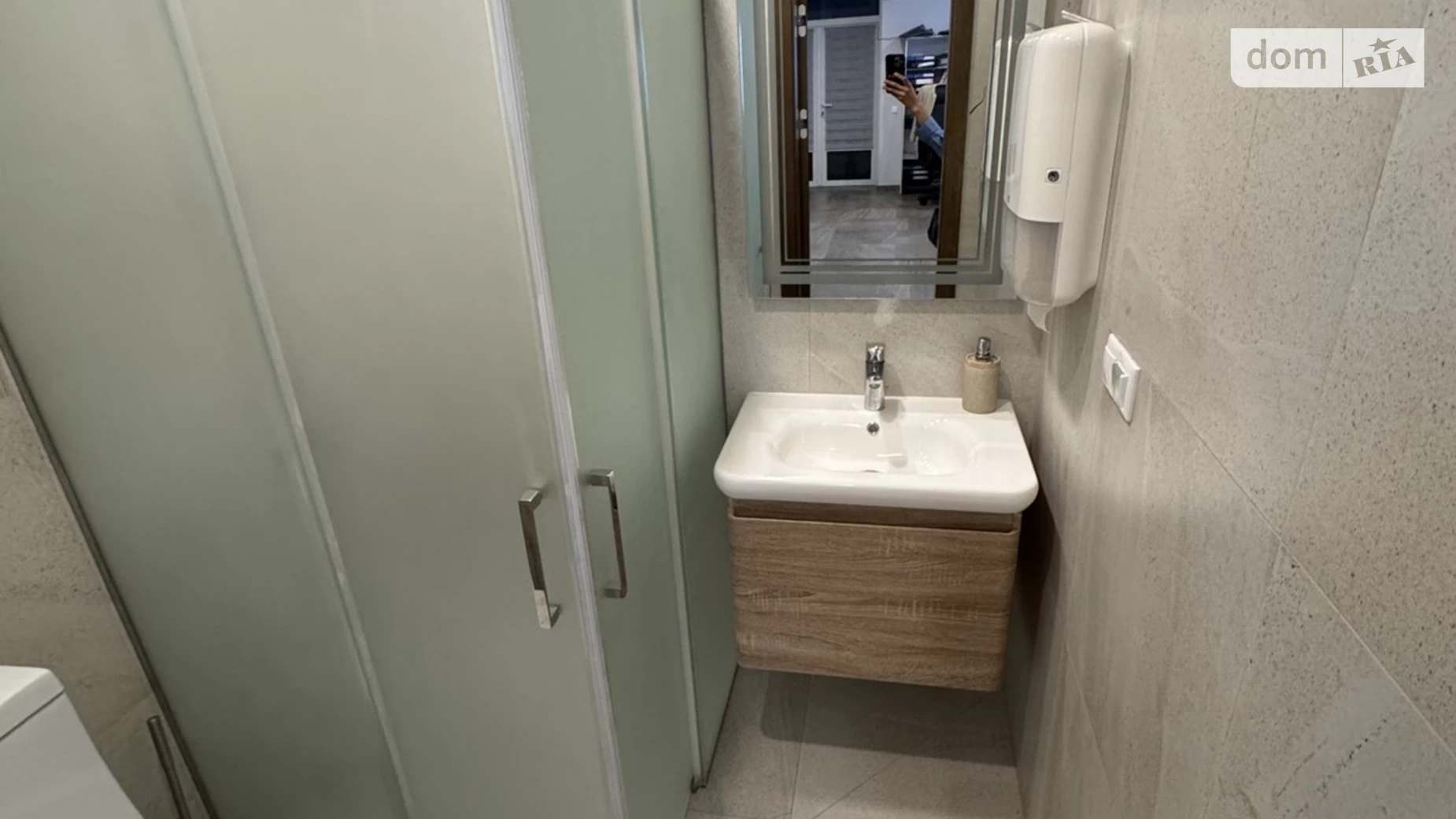Продается офис 150 кв. м в бизнес-центре, цена: 280000 $ - фото 4