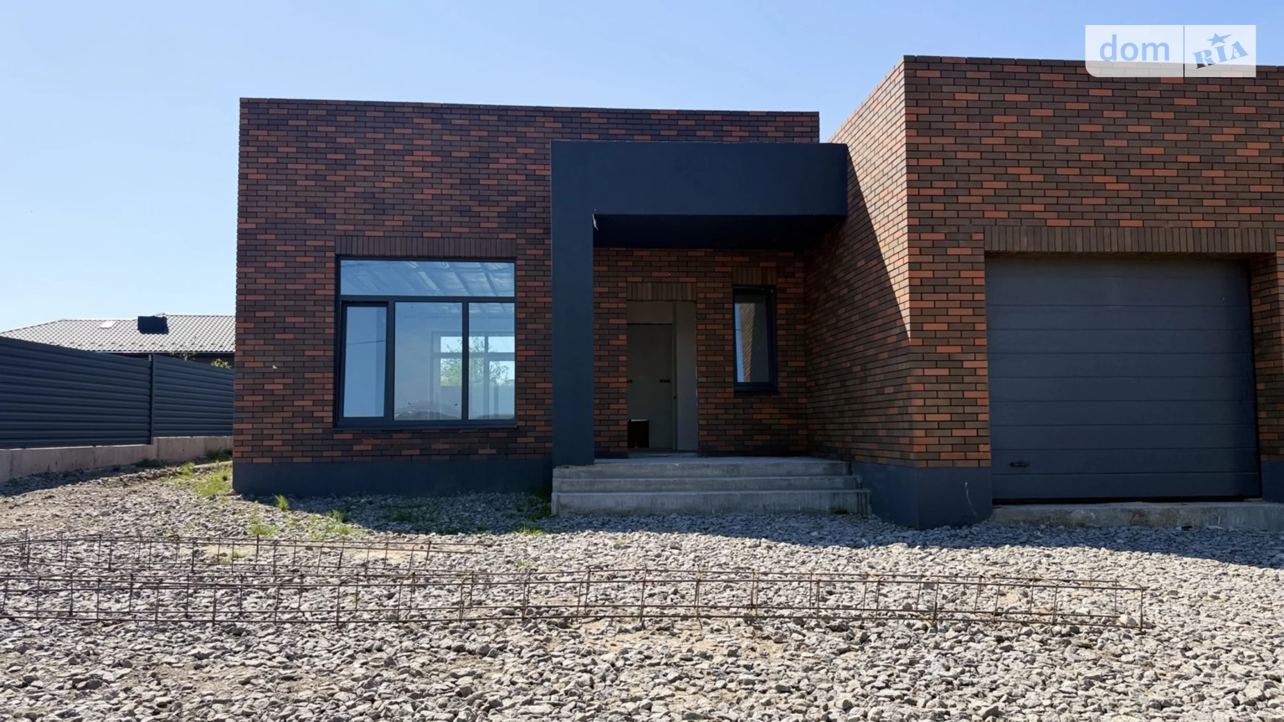 Продается одноэтажный дом 130 кв. м с гаражом, цена: 166000 $ - фото 3