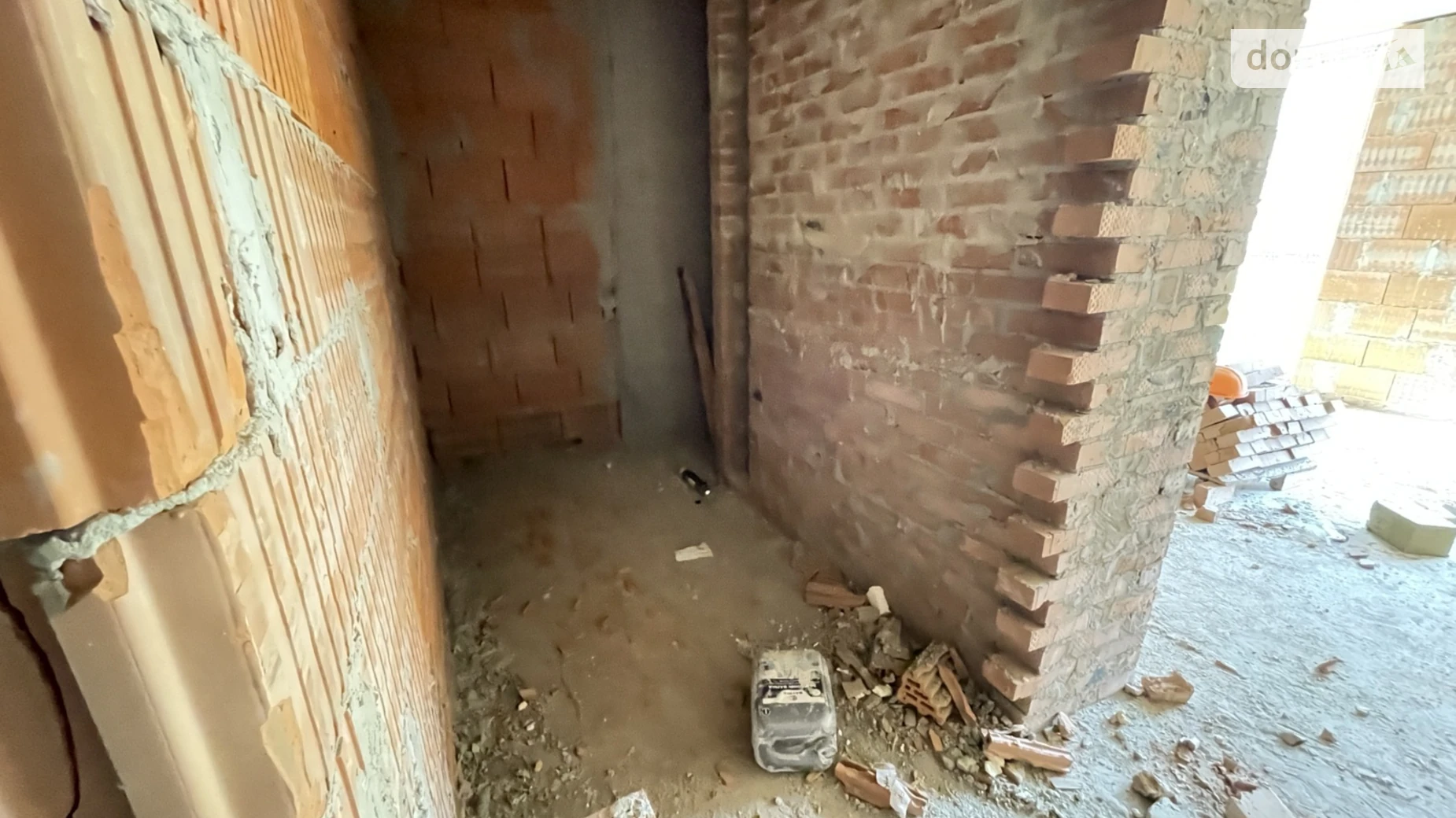 1-комнатная квартира 34.1 кв. м в Тернополе, ул. Бережанская, 42 - фото 3