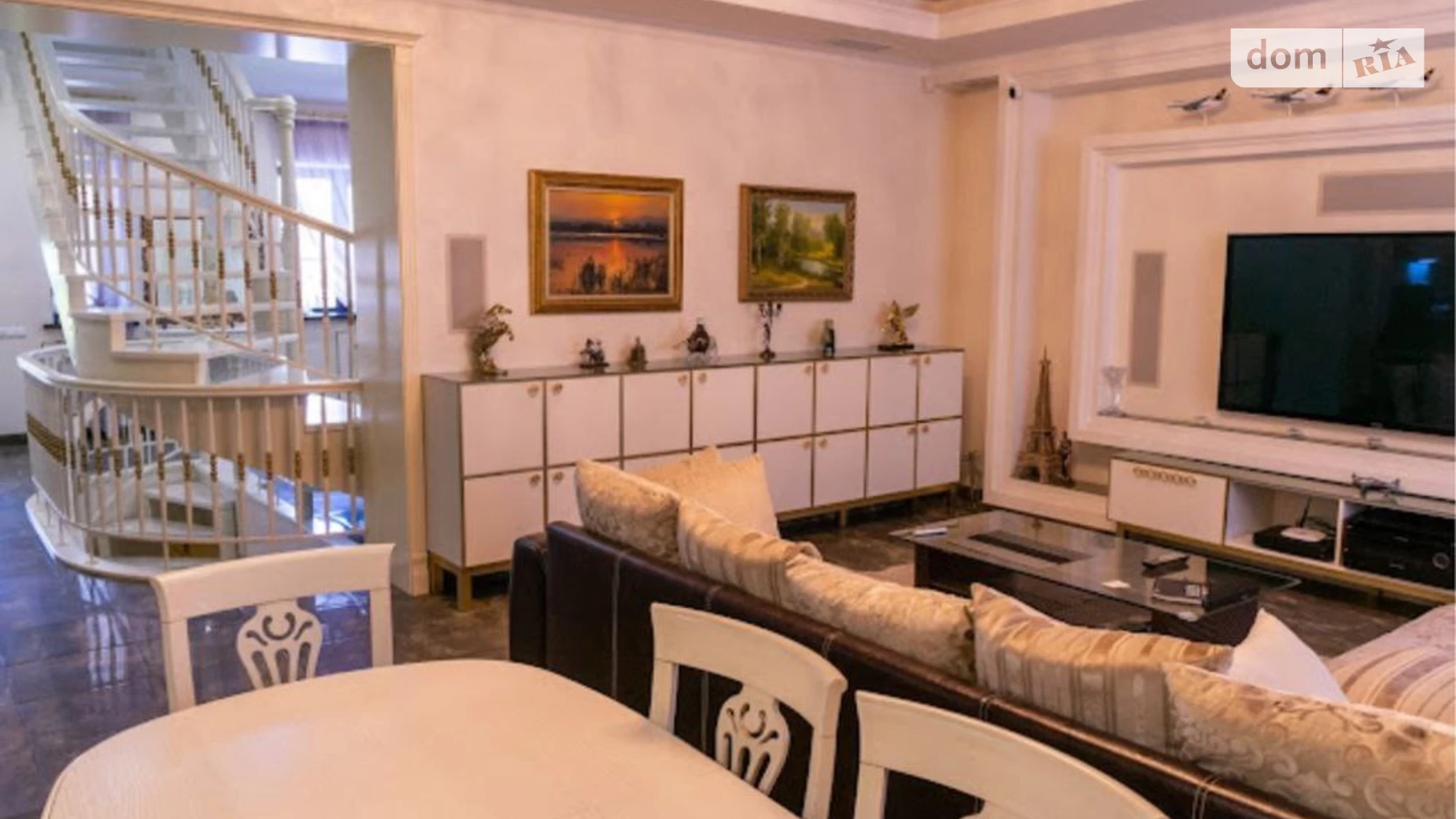 Сдается в аренду дом на 2 этажа 350 кв. м с верандой, цена: 3000 $ - фото 4