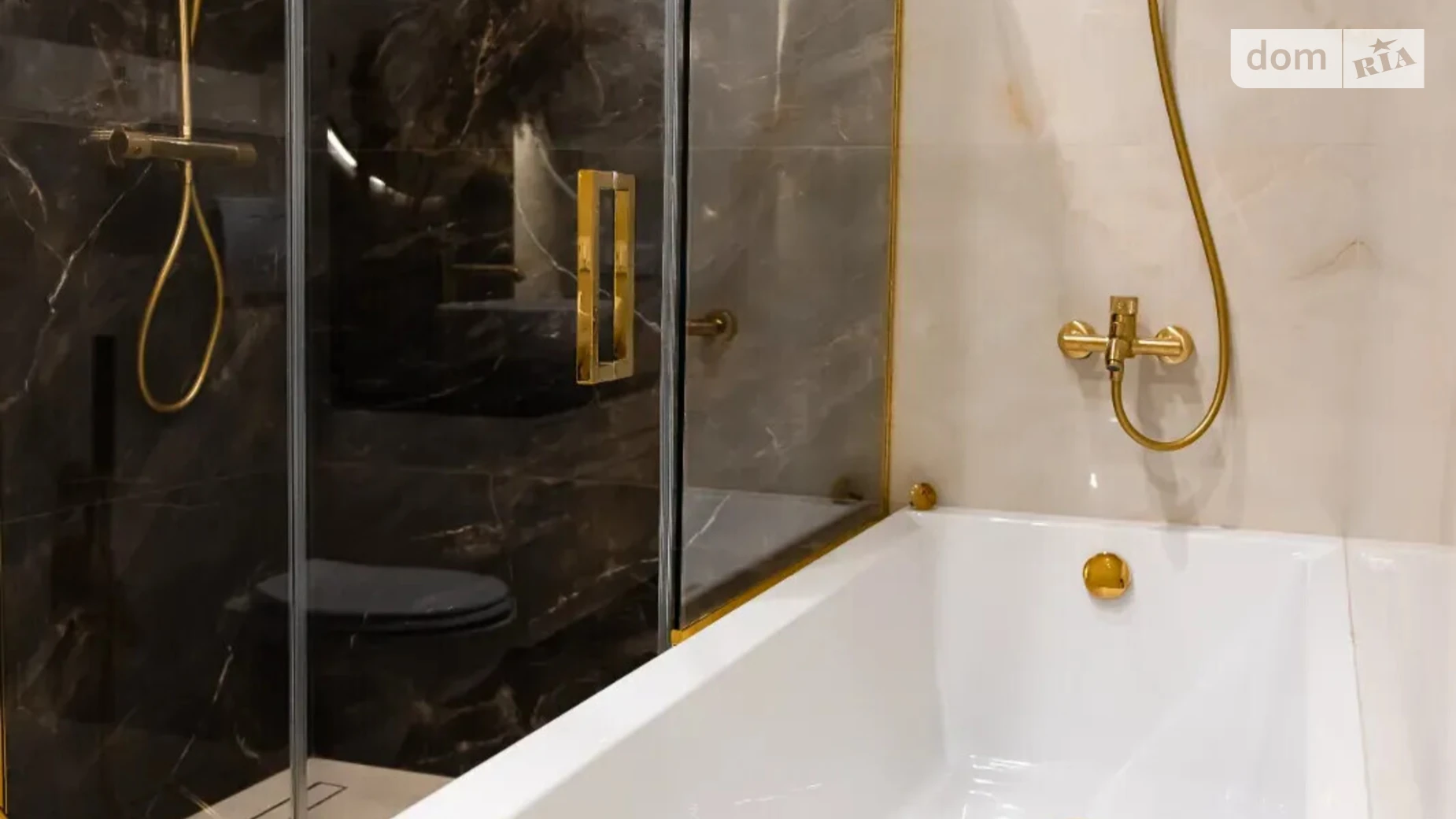 Продается 2-комнатная квартира 69 кв. м в Ивано-Франковске, ул. Волошина Августина, 2Б - фото 4