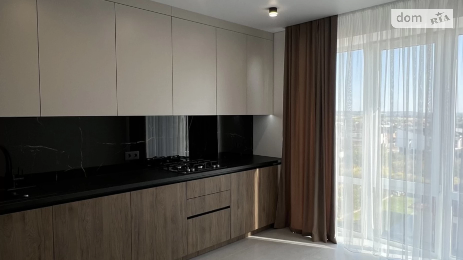 Продается 1-комнатная квартира 41.3 кв. м в Ровно, ул. Николая Боголюбова, 1 - фото 3