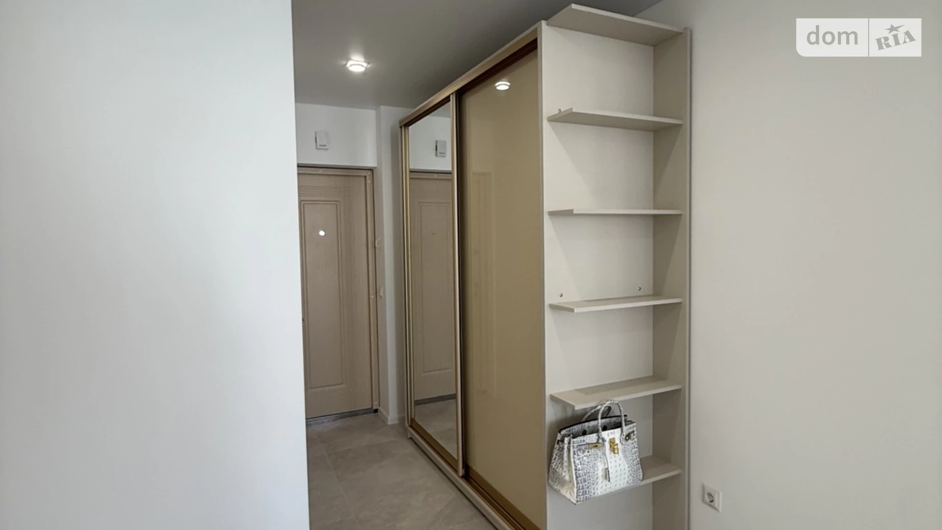 1-комнатная квартира 32 кв. м в Тернополе, ул. Киевская, 9В - фото 4