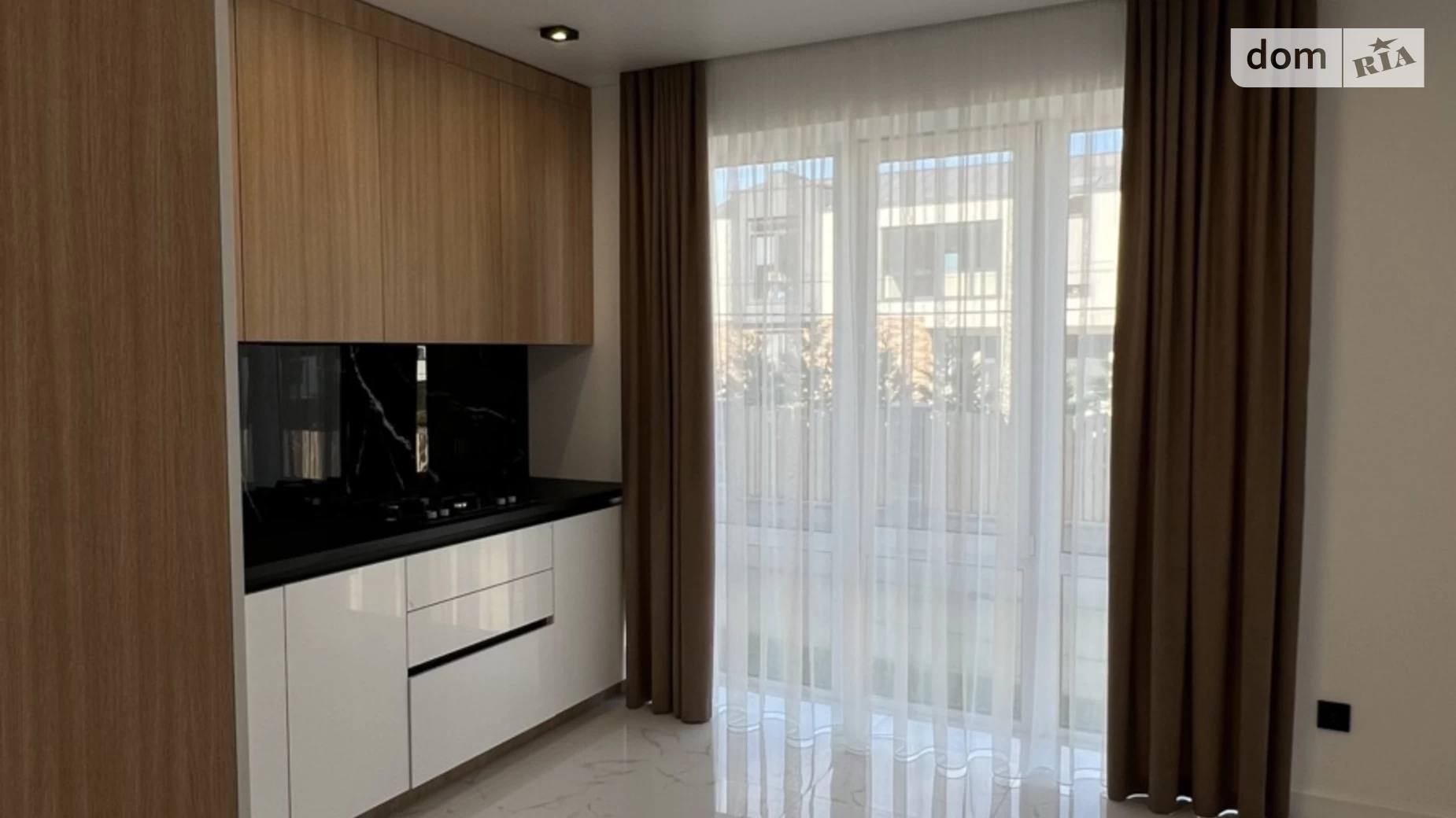 Продается 2-комнатная квартира 53 кв. м в Ровно, ул. Николая Боголюбова, 1 - фото 4