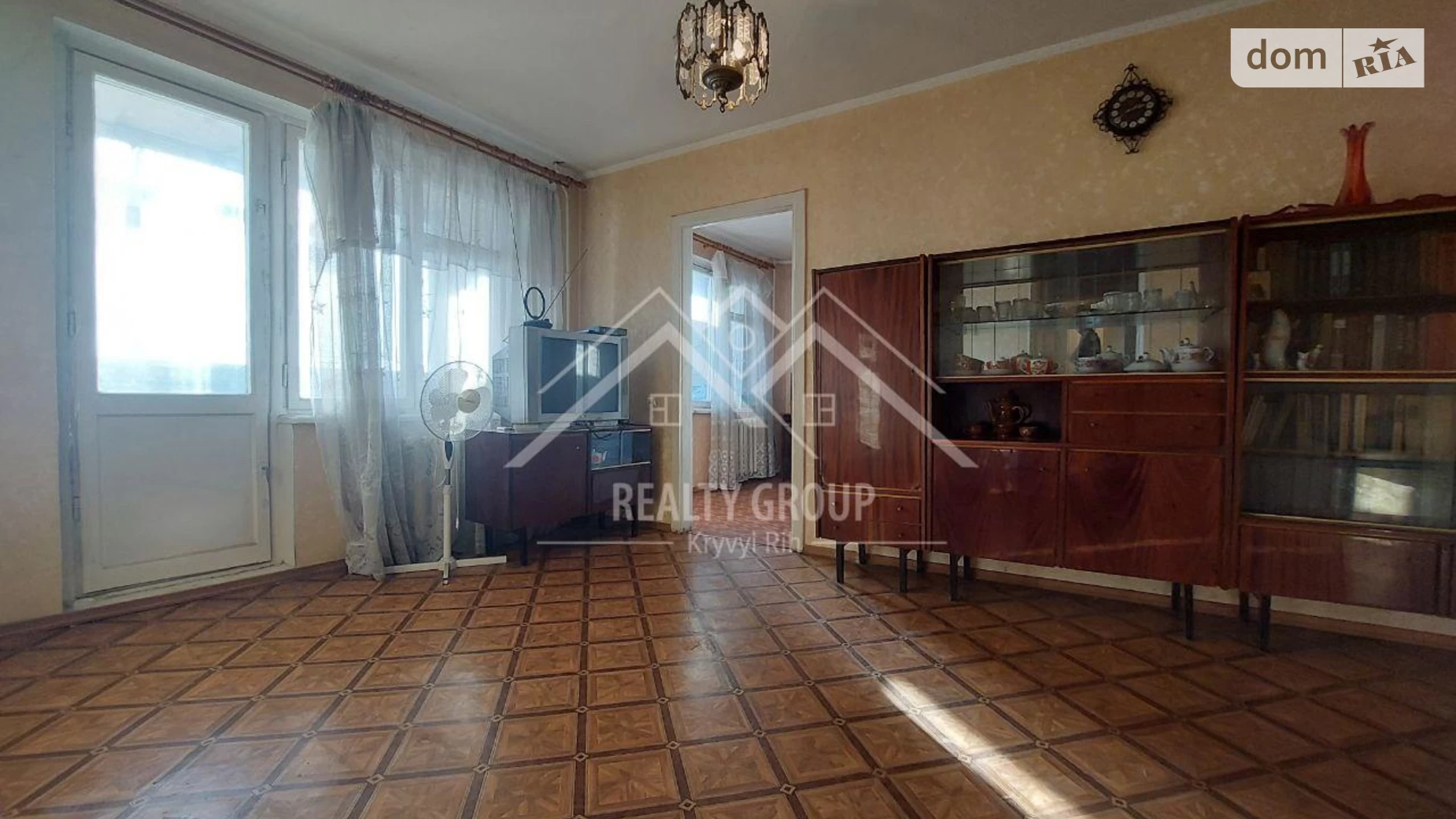 Продается 3-комнатная квартира 56.6 кв. м в Кривом Роге, вул. Свято-Николаевская(Ленина) - фото 2