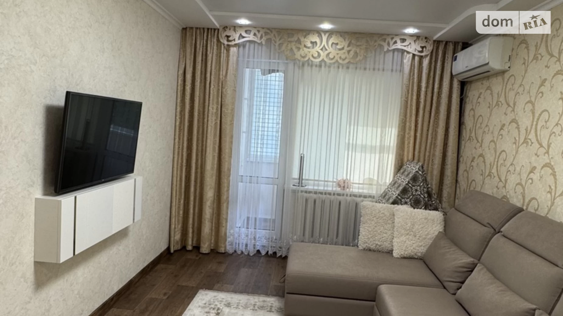 Продается 2-комнатная квартира 50 кв. м в Белой Церкви, просп. Независимости - фото 2