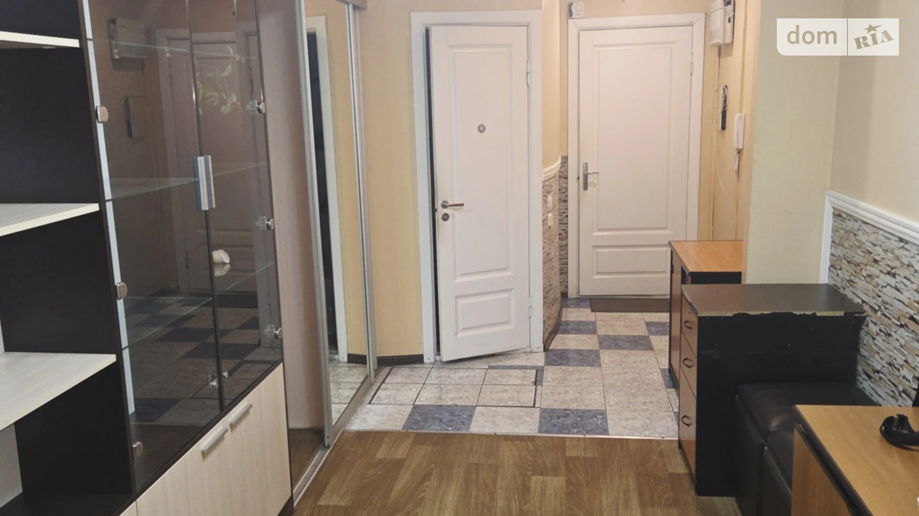 Сдается в аренду офис 60 кв. м в бизнес-центре, цена: 15000 грн - фото 4