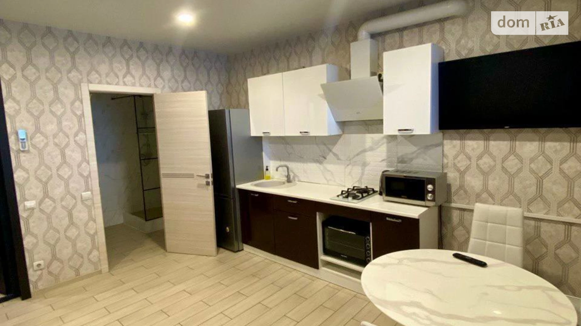 Продается 1-комнатная квартира 78.4 кв. м в Днепре, ул. Набережная Победы, 42Ф - фото 3