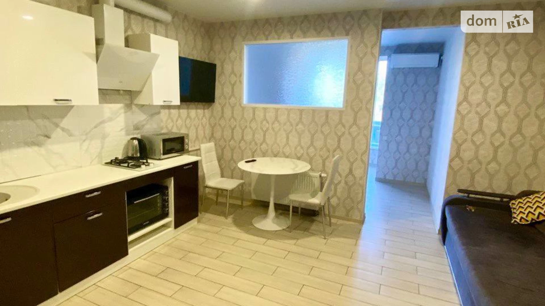 Продается 1-комнатная квартира 78.4 кв. м в Днепре, ул. Набережная Победы, 42Ф - фото 2