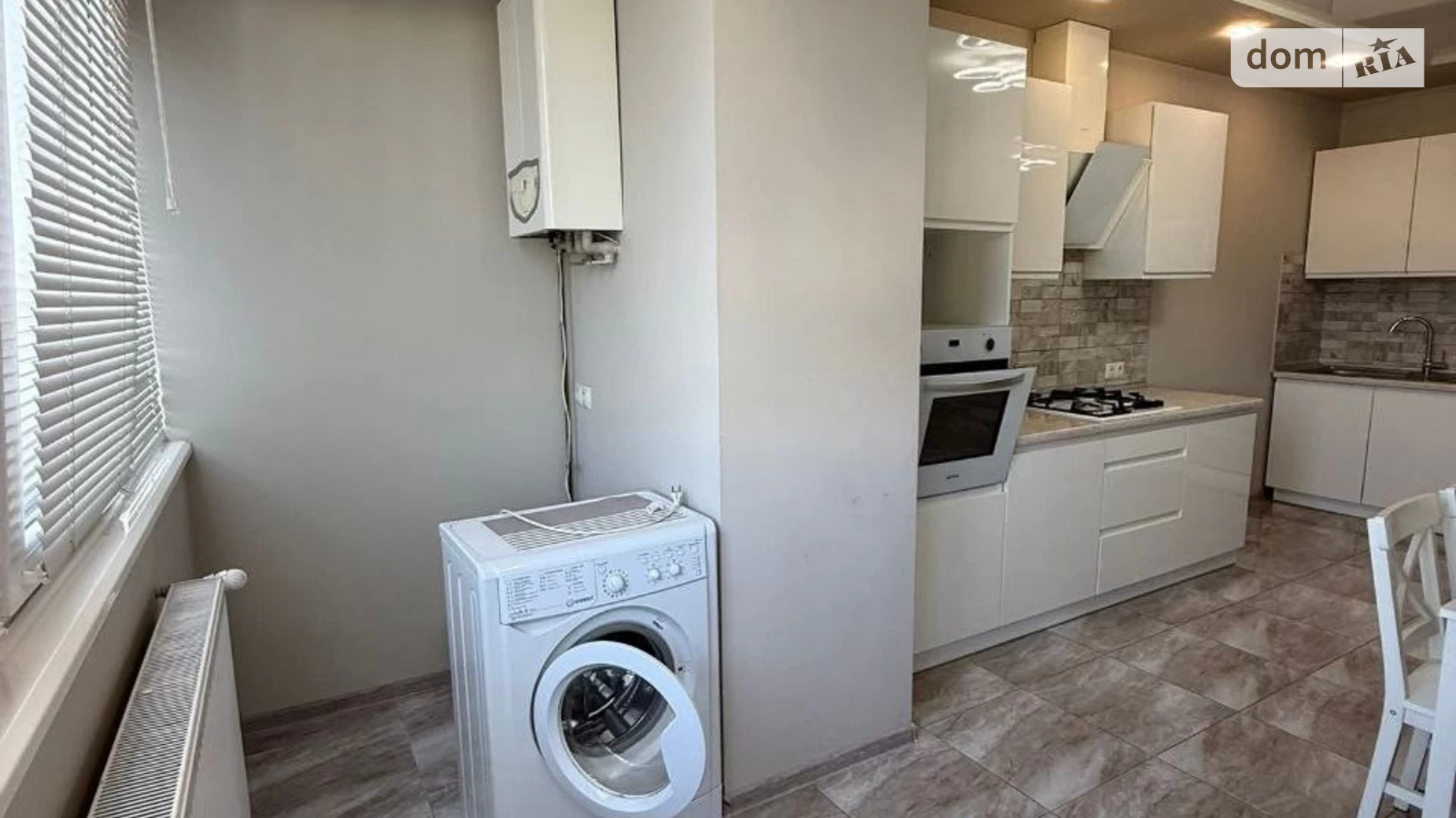 1-комнатная квартира 47 кв. м в Тернополе, ул. Микулинецкая - фото 3