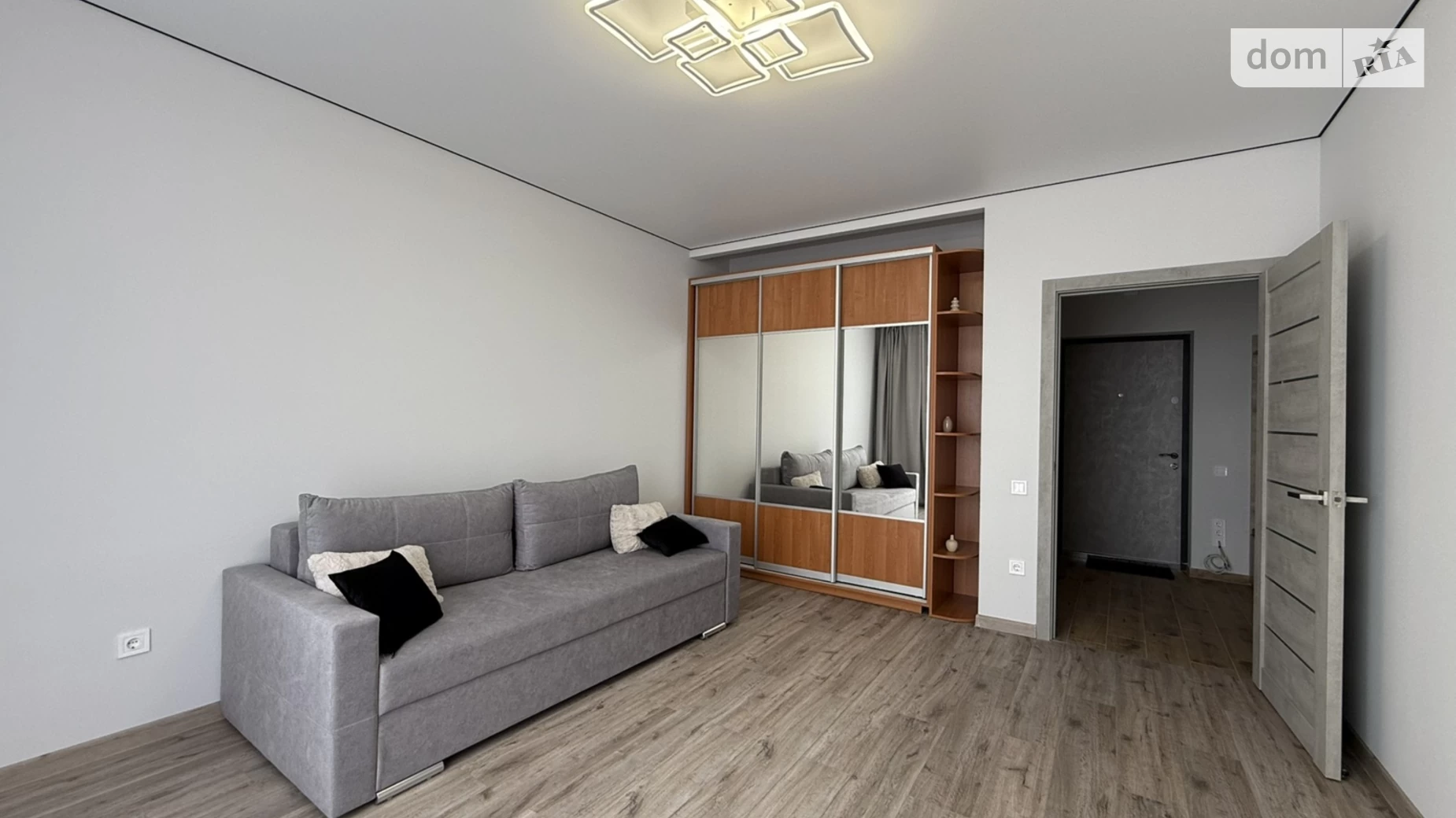 1-комнатная квартира 45 кв. м в Тернополе, ул. Микулинецкая - фото 5