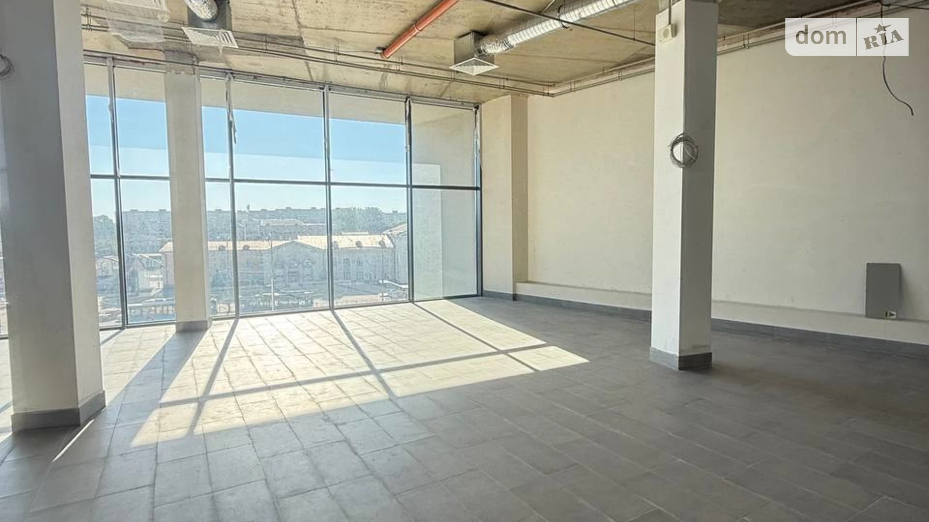 Здається в оренду приміщення вільного призначення 260 кв. м в 4-поверховій будівлі, цена: 91000 грн - фото 2
