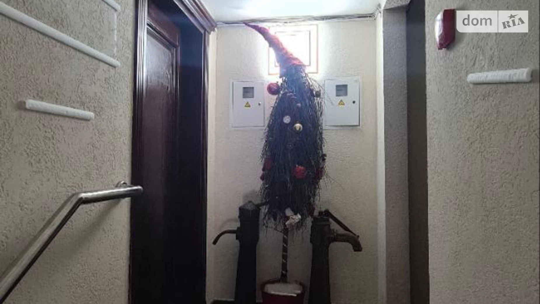 Сдается в аренду офис 64 кв. м в бизнес-центре, цена: 25000 грн - фото 2