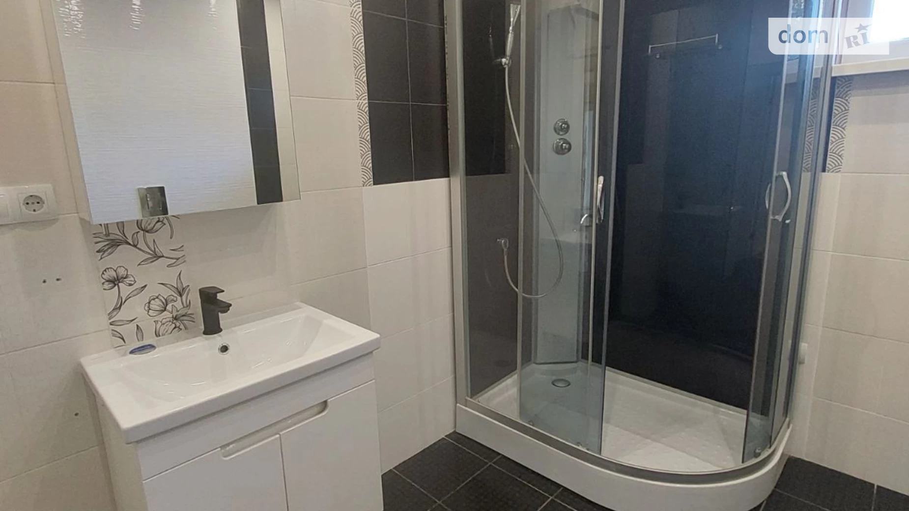 Продається 1-кімнатна квартира 68.3 кв. м у Одесі, вул. Профспілкова, 12 - фото 2