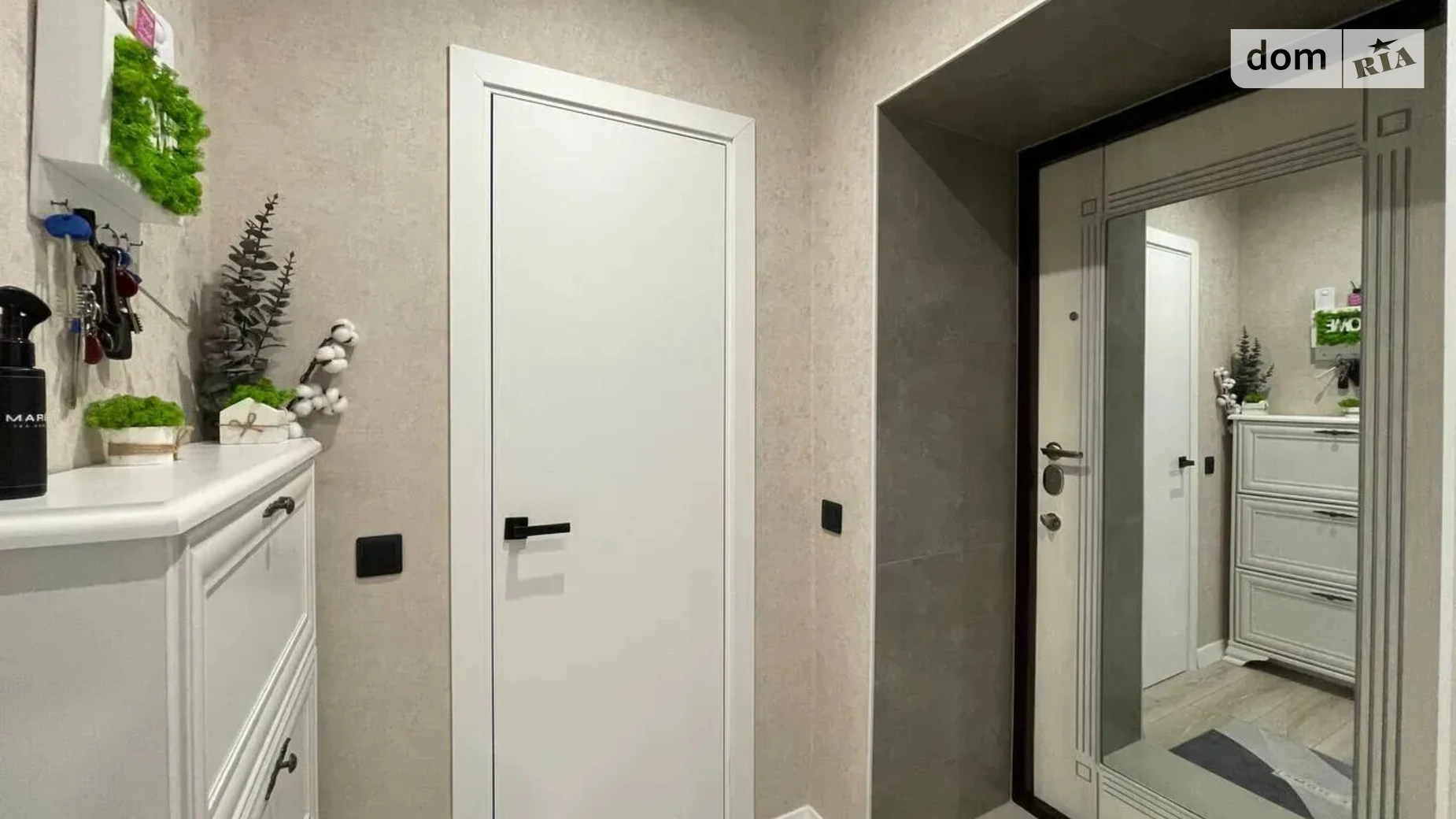 Продається 1-кімнатна квартира 41.5 кв. м у Івано-Франківську, вул. Хмельницького Богдана - фото 4