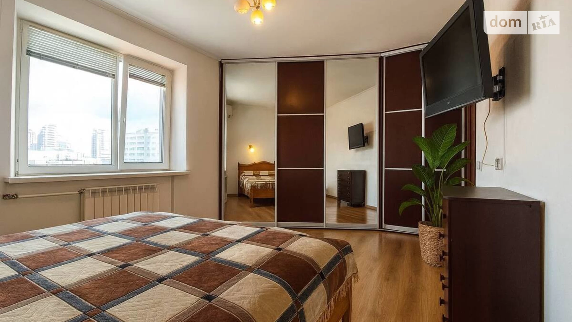 Продается 2-комнатная квартира 60.9 кв. м в Киеве, ул. Лариси Руденко, 21 - фото 2