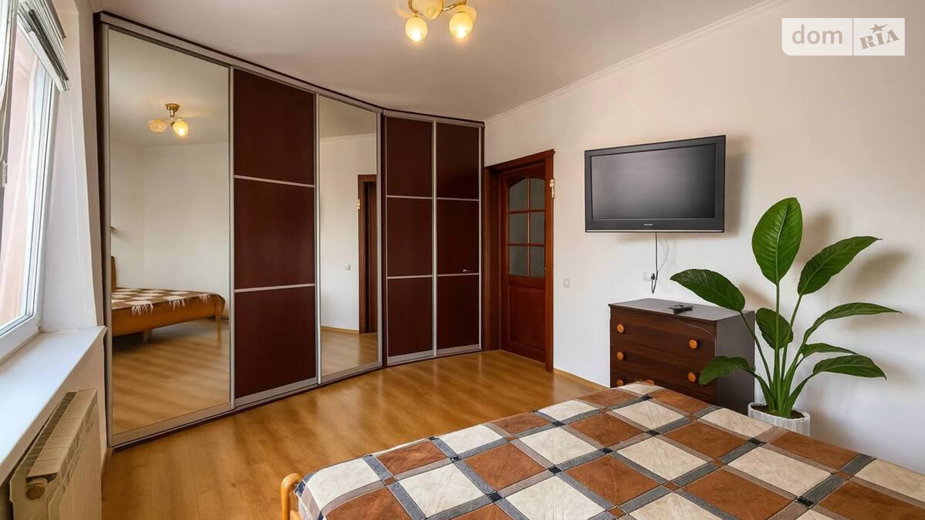 Продается 2-комнатная квартира 60.9 кв. м в Киеве, ул. Лариси Руденко, 21 - фото 3