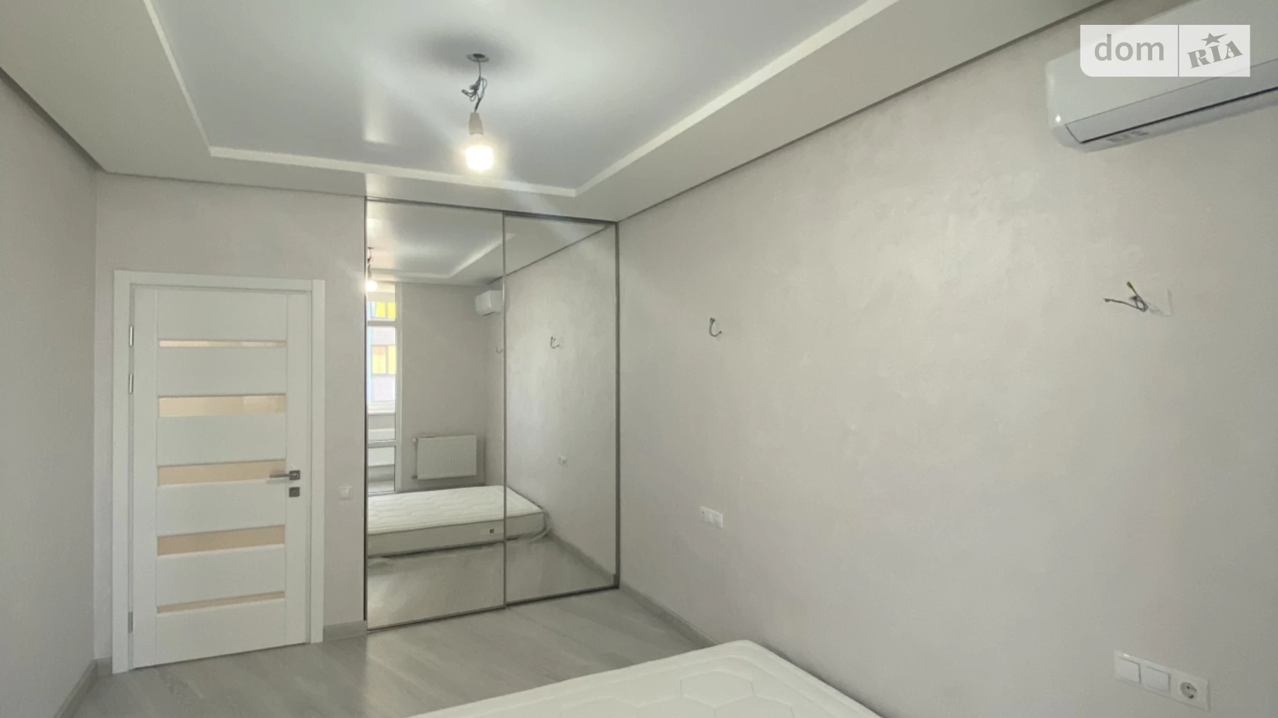 Продается 1-комнатная квартира 51.8 кв. м в Житомире, пр. Шпаковский - фото 2