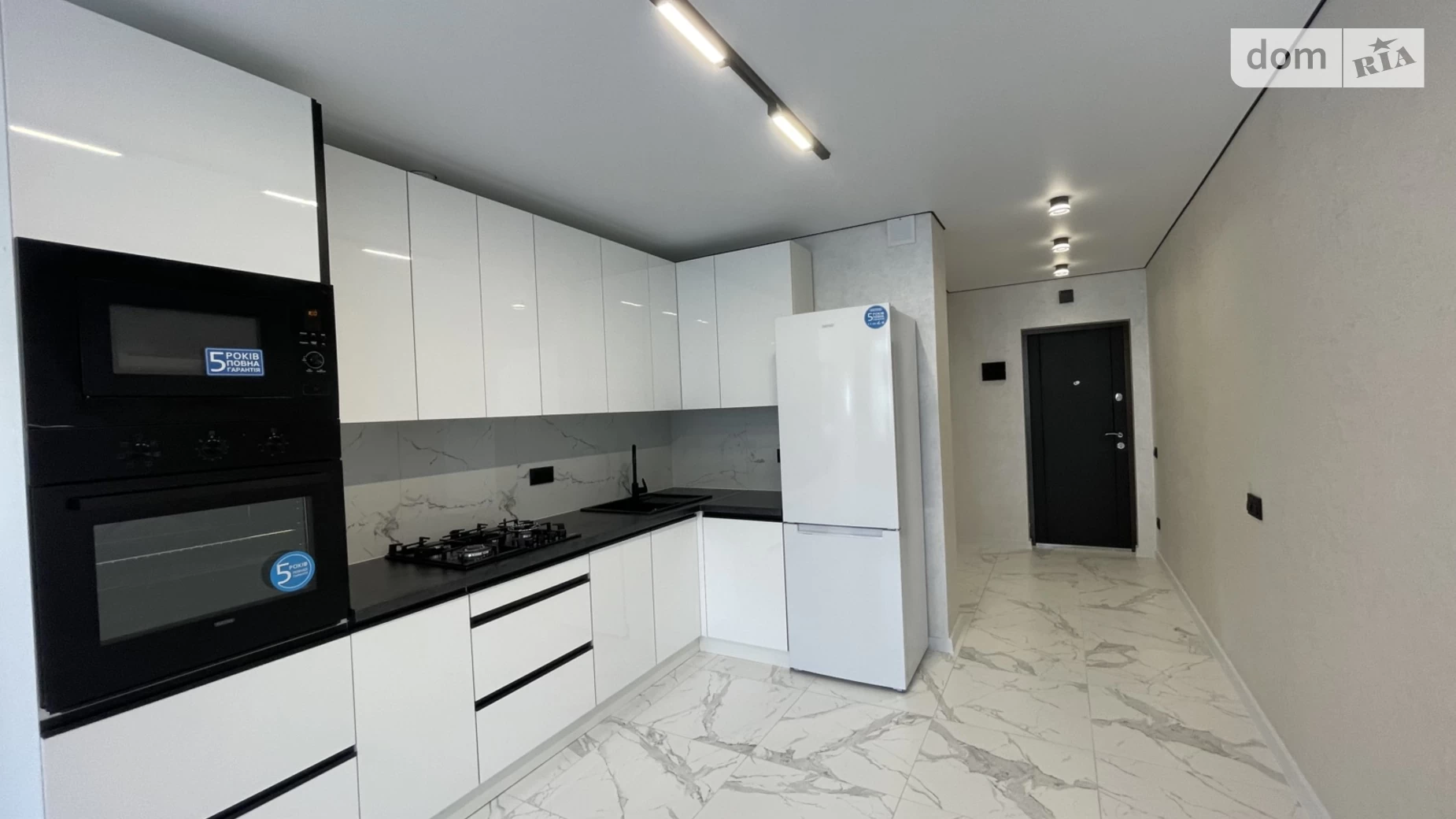 1-комнатная квартира 32 кв. м в Тернополе, ул. Смакулы - фото 3