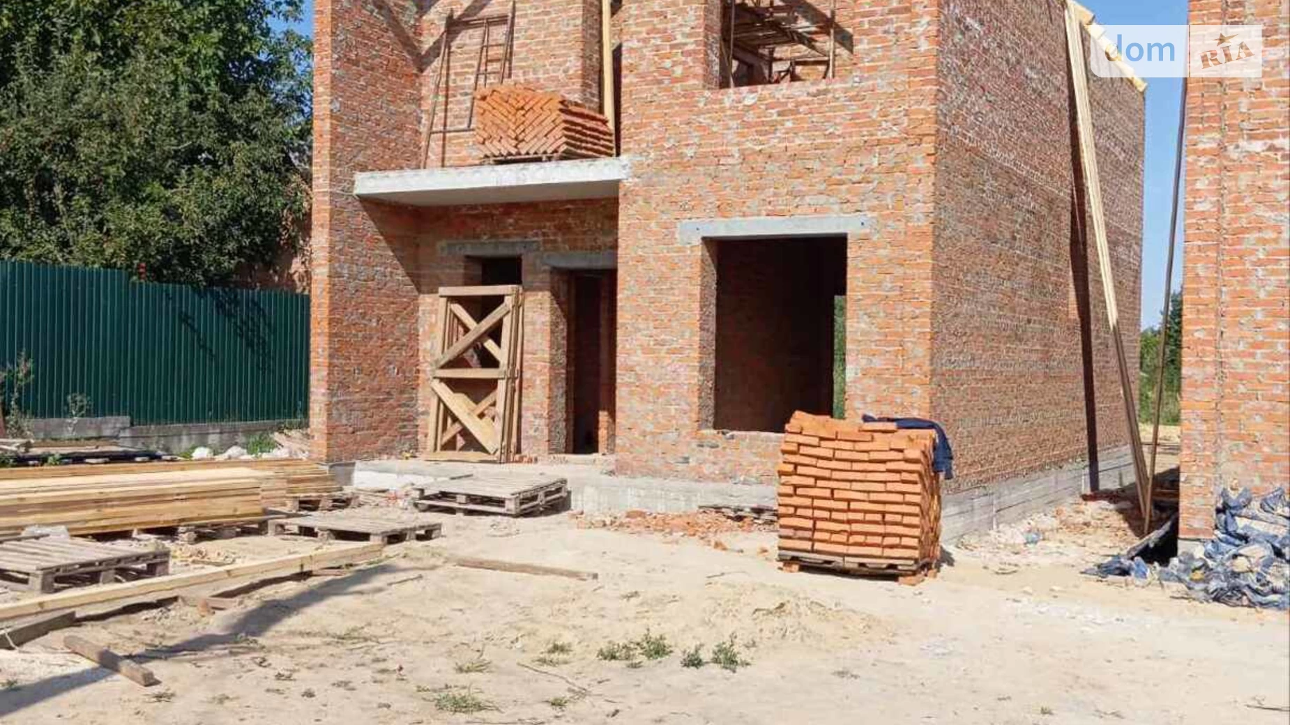 Продается дом на 2 этажа 120 кв. м с камином, цена: 95000 $ - фото 3