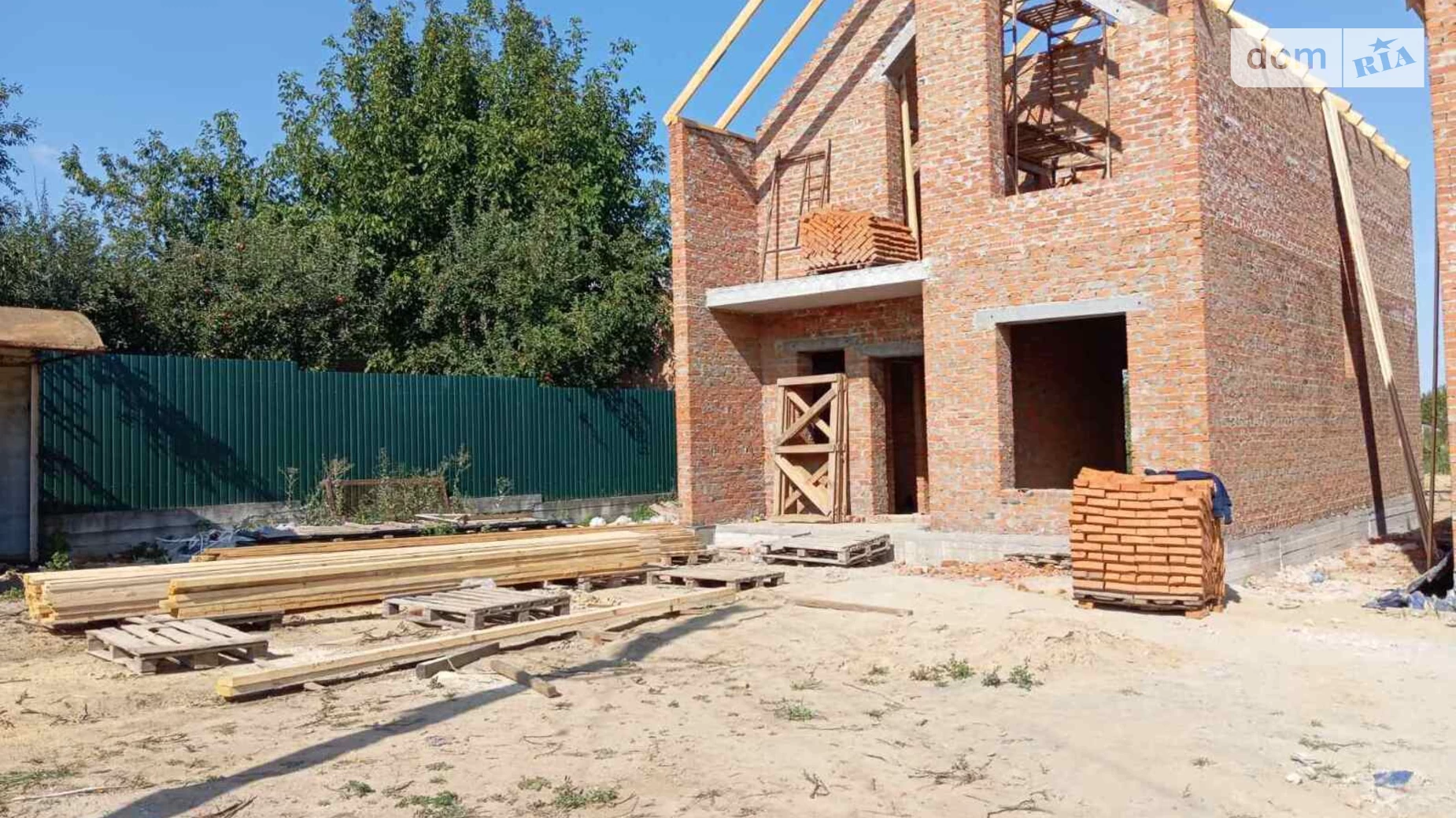 Продается дом на 2 этажа 120 кв. м с камином, цена: 95000 $ - фото 5