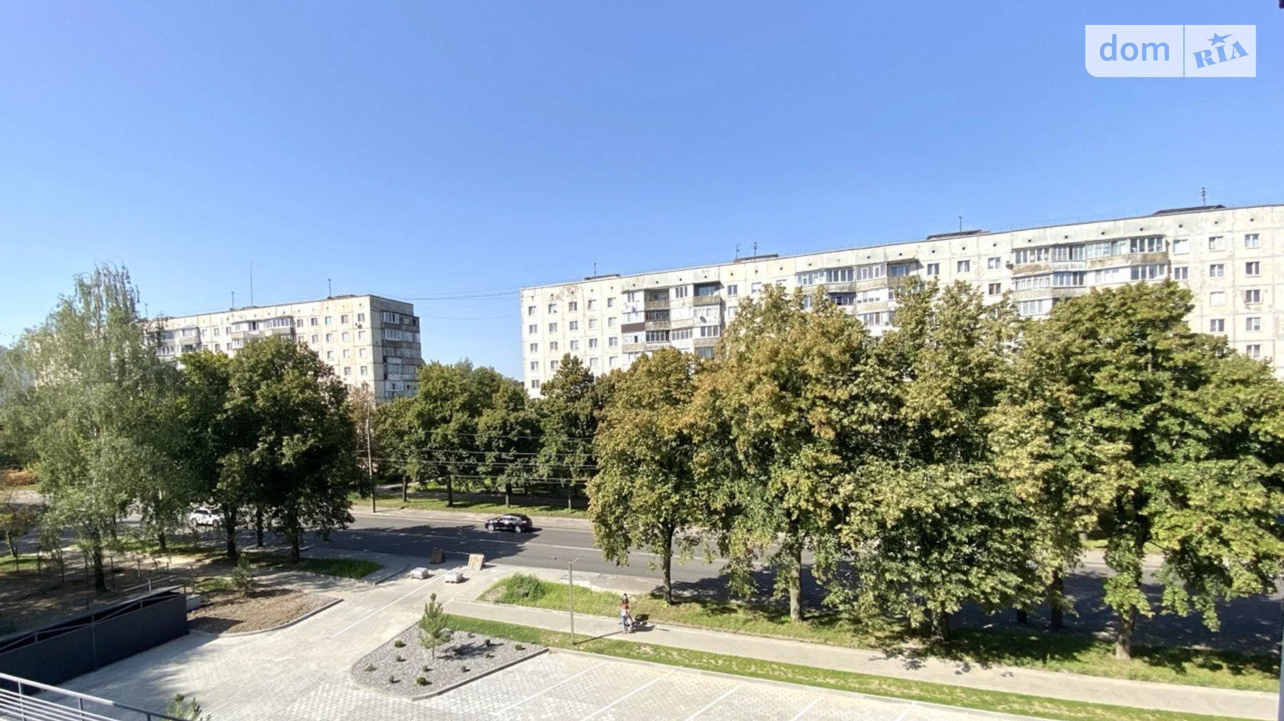 Продается 2-комнатная квартира 72 кв. м в Ровно, ул. Галицкого Данилы, 25 - фото 2