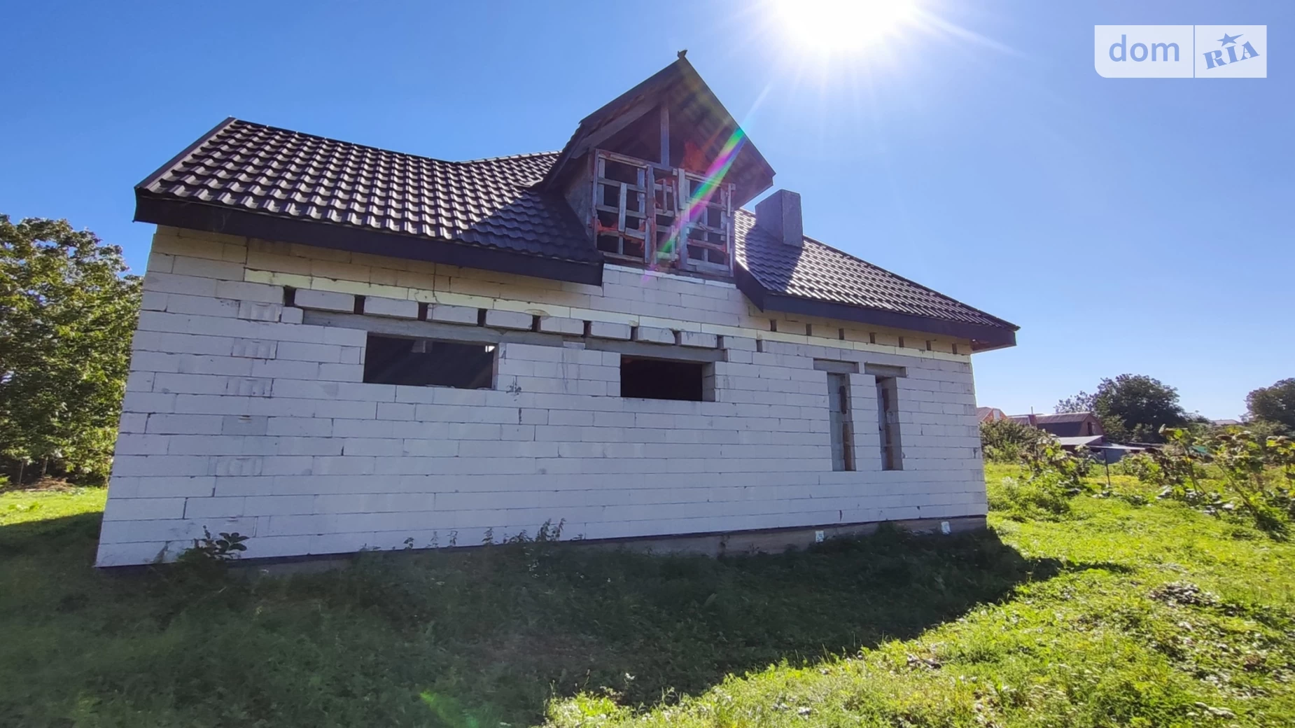 Продается дом на 2 этажа 142.8 кв. м с садом, цена: 69000 $ - фото 2