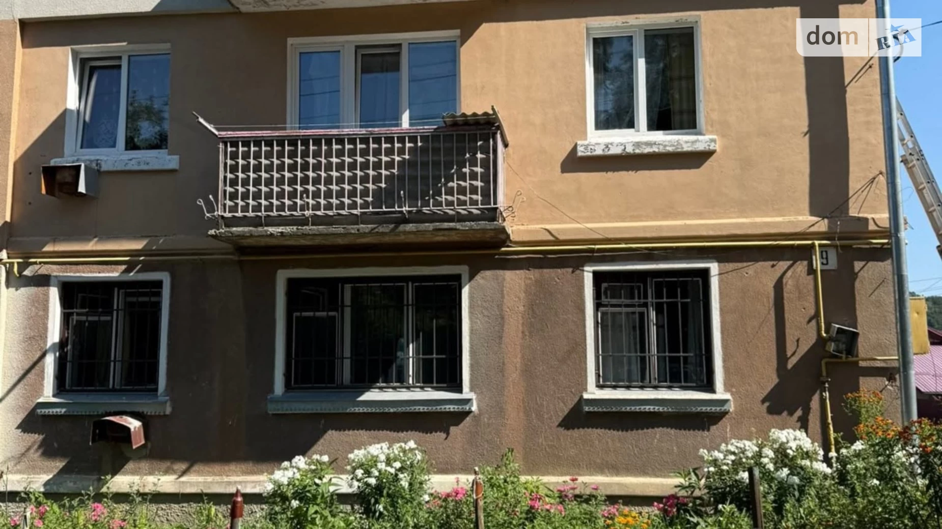 Продается 3-комнатная квартира 53.4 кв. м в Кременце, ул. Козубского, 9 - фото 2