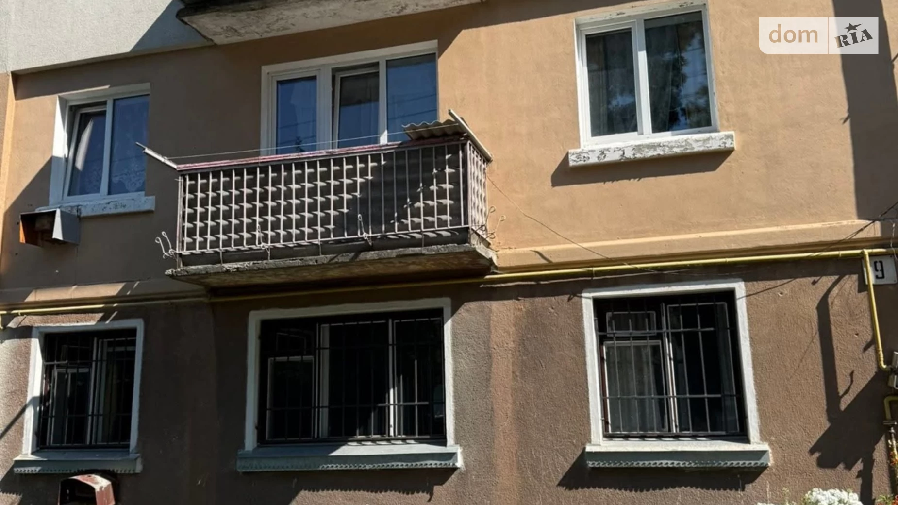 Продается 3-комнатная квартира 53.4 кв. м в Кременце, ул. Козубского, 9 - фото 3