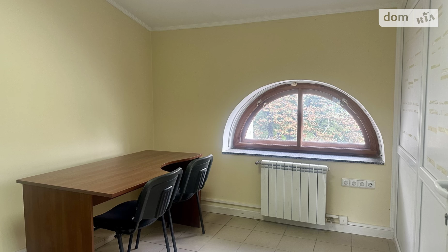Сдается в аренду офис 8 кв. м в бизнес-центре, цена: 3500 грн - фото 2