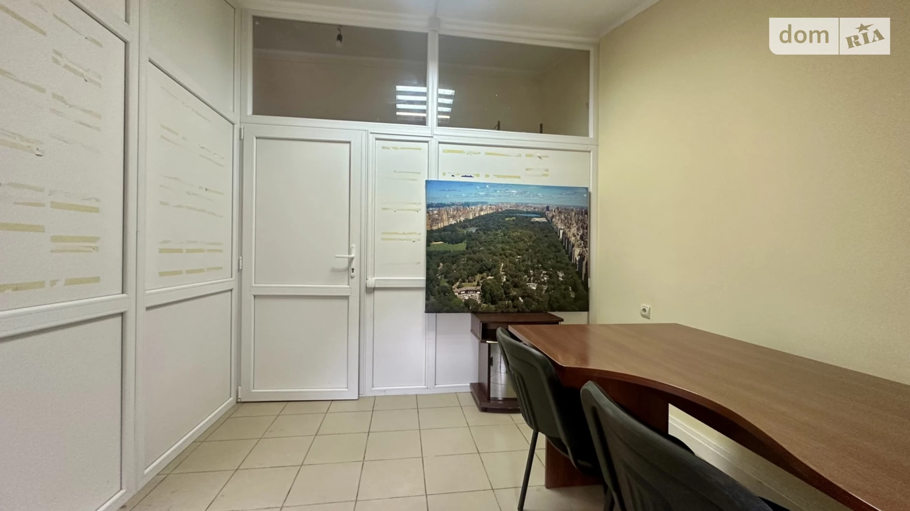 Сдается в аренду офис 8 кв. м в бизнес-центре, цена: 3500 грн - фото 4